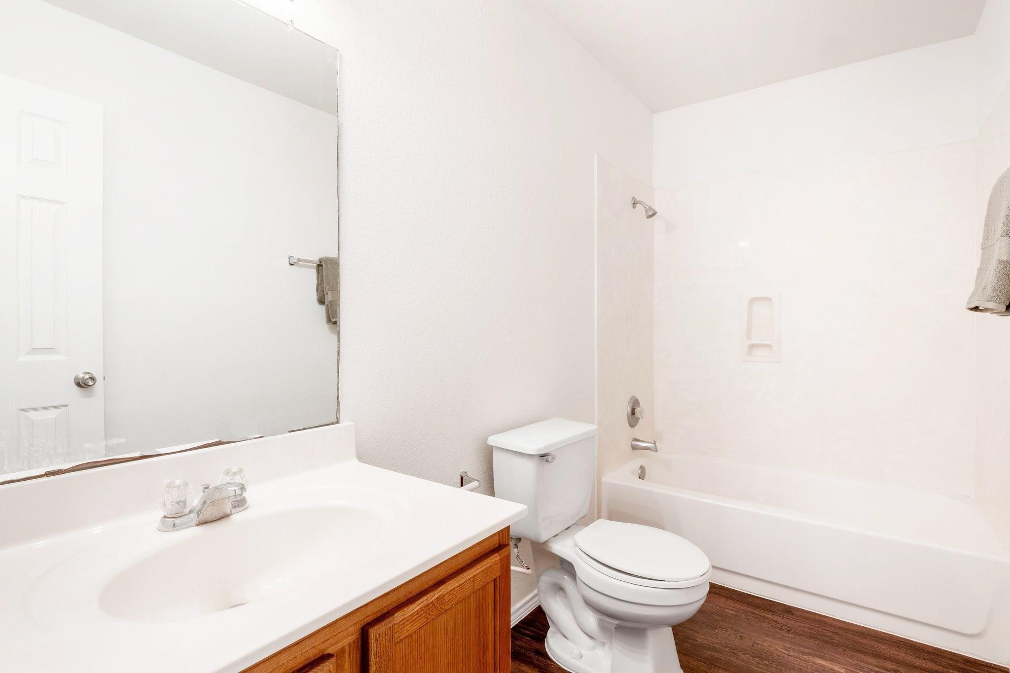 109 Onyx Lake Dr, Kyle, TX 78640