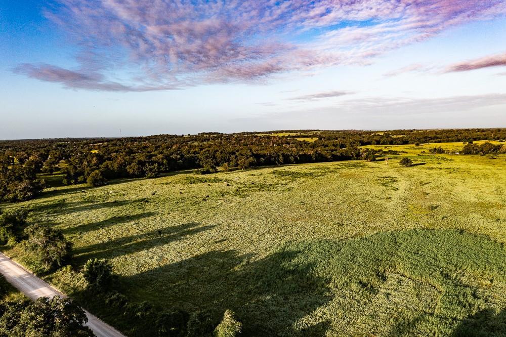 2993 County Road 320, Lexington, TX 78947