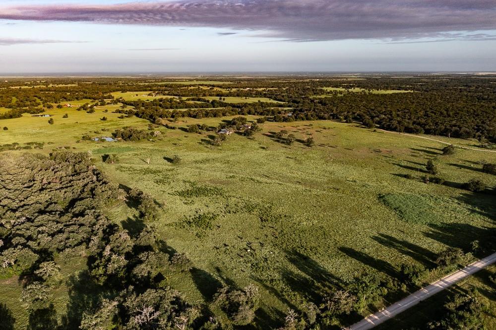 2993 County Road 320, Lexington, TX 78947