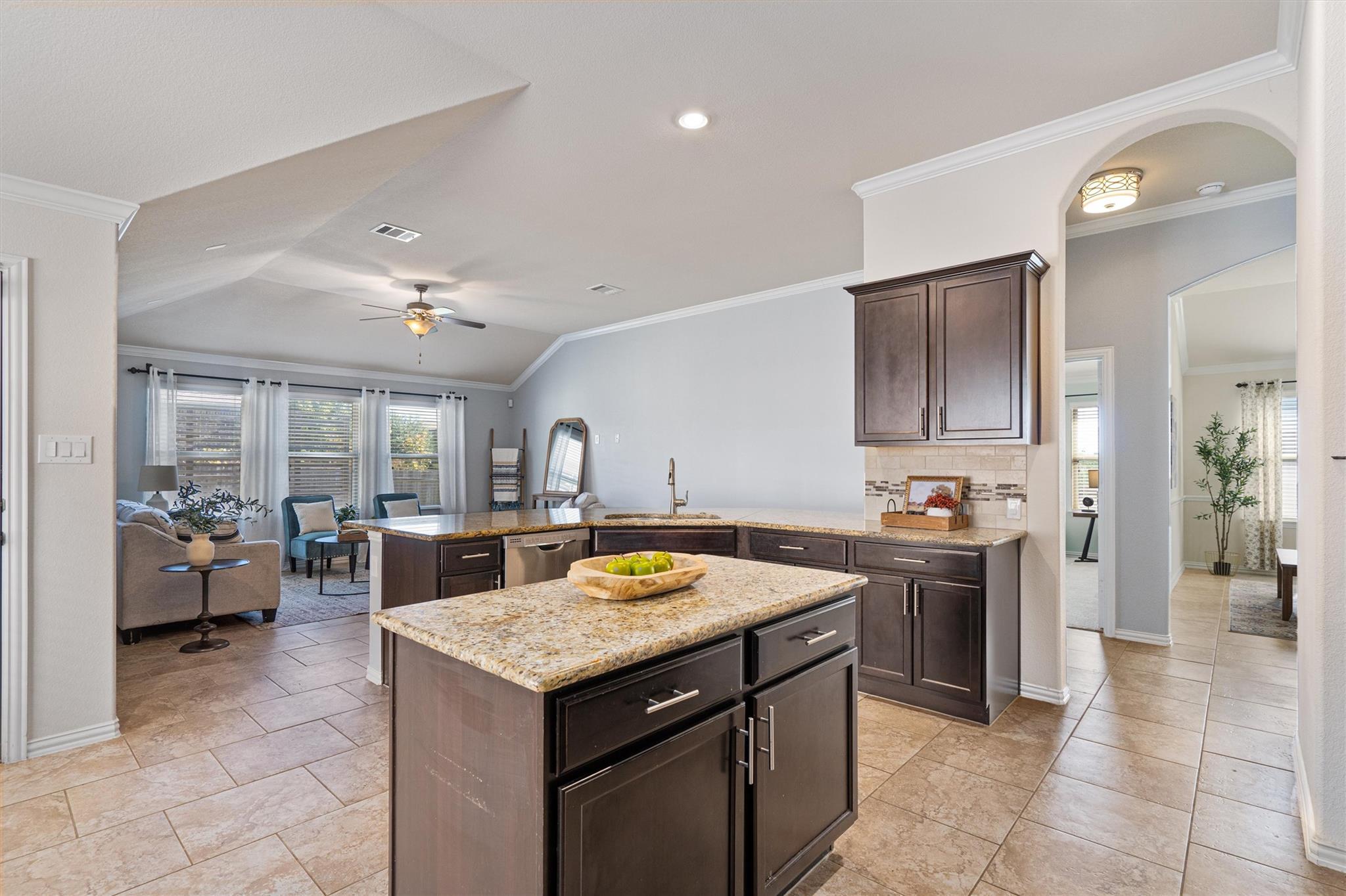 417 Briar Park Dr, Georgetown, TX 78626