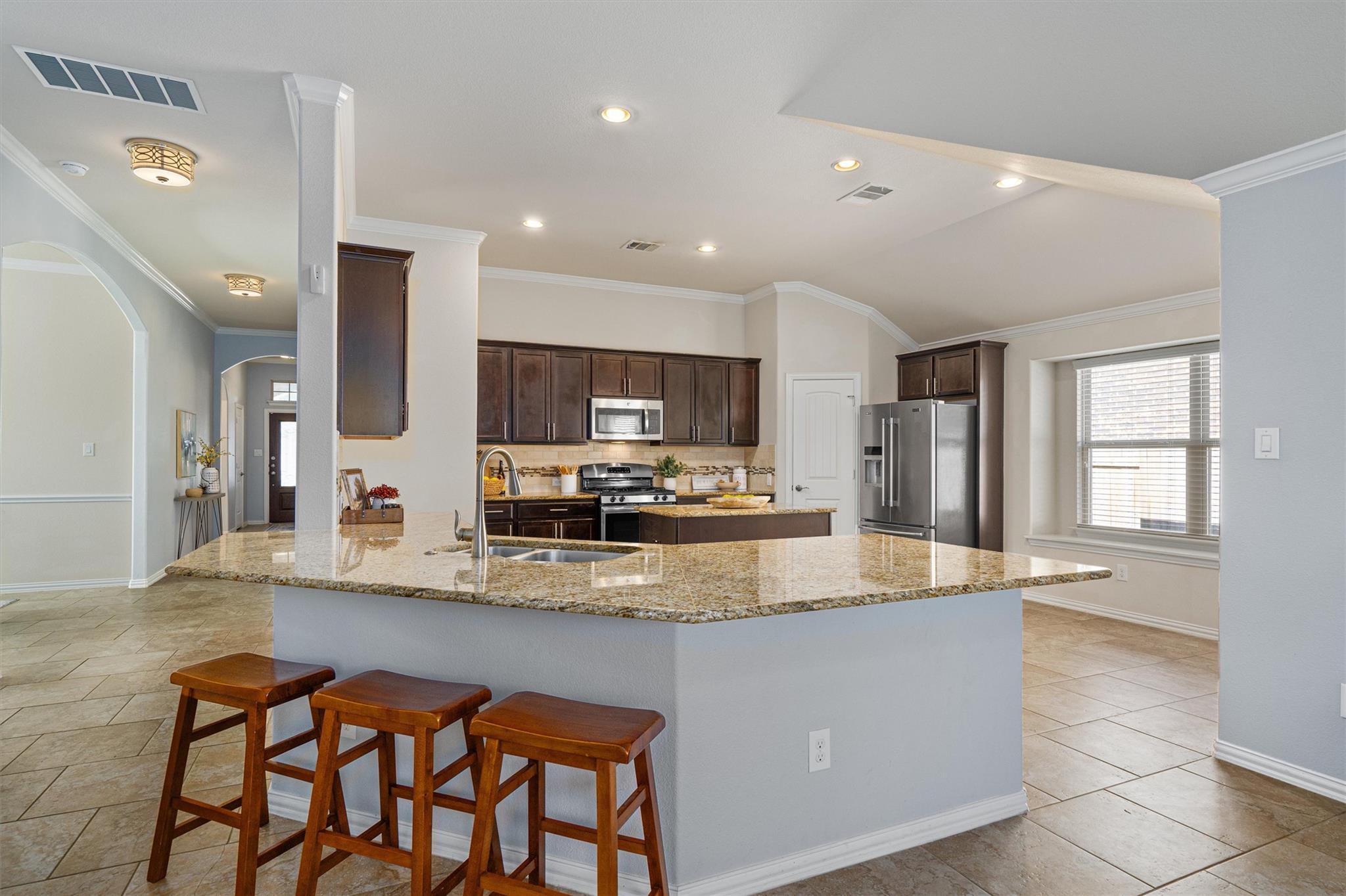 417 Briar Park Dr, Georgetown, TX 78626