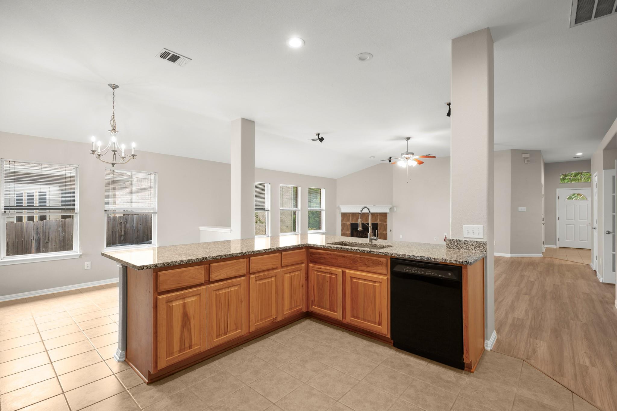 2205 Speidel Dr, Pflugerville, TX 78660