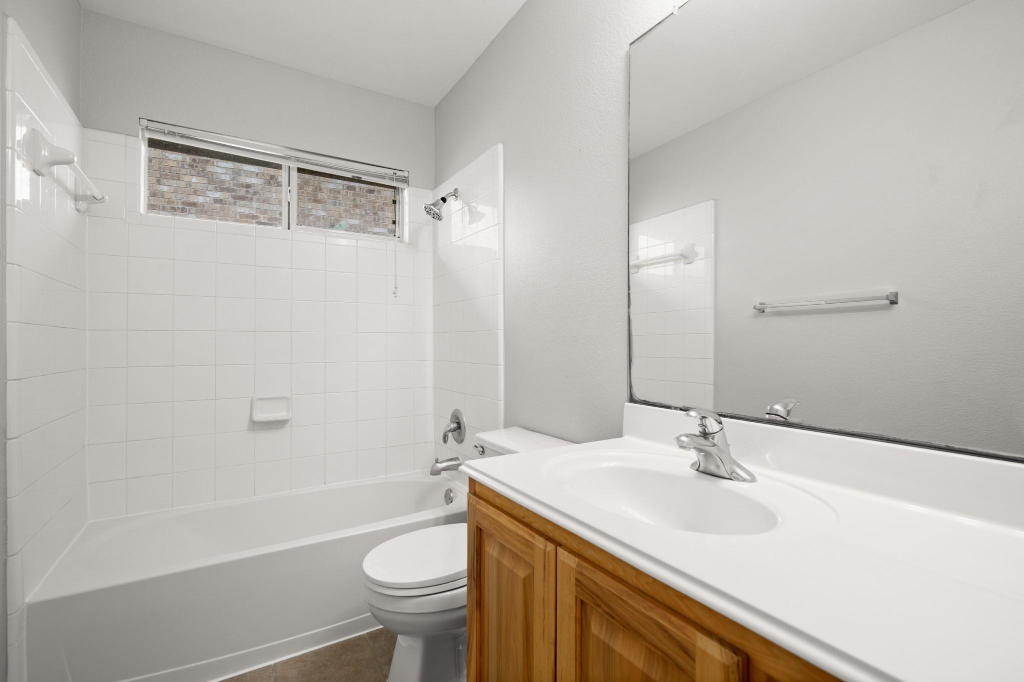 2205 Speidel Dr, Pflugerville, TX 78660