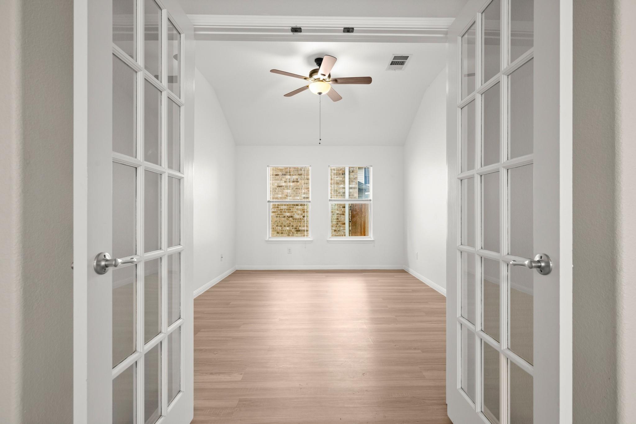 2205 Speidel Dr, Pflugerville, TX 78660