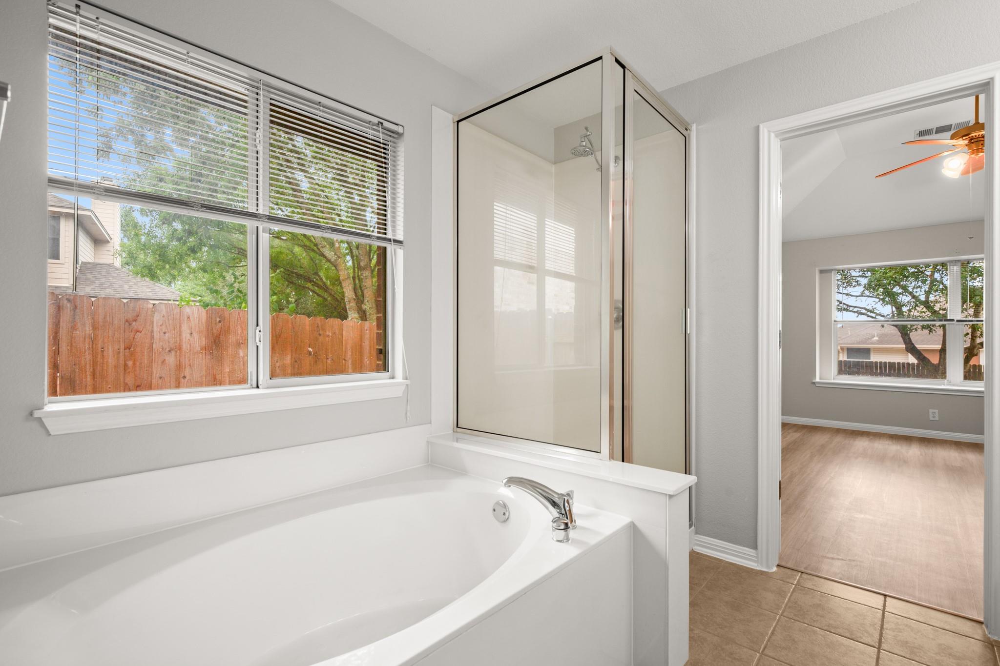 2205 Speidel Dr, Pflugerville, TX 78660