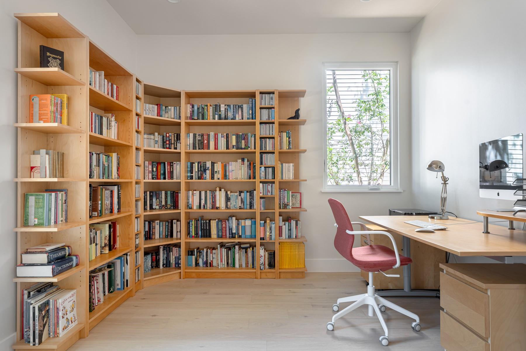 1405 Singleton Ave, Austin, TX 78702