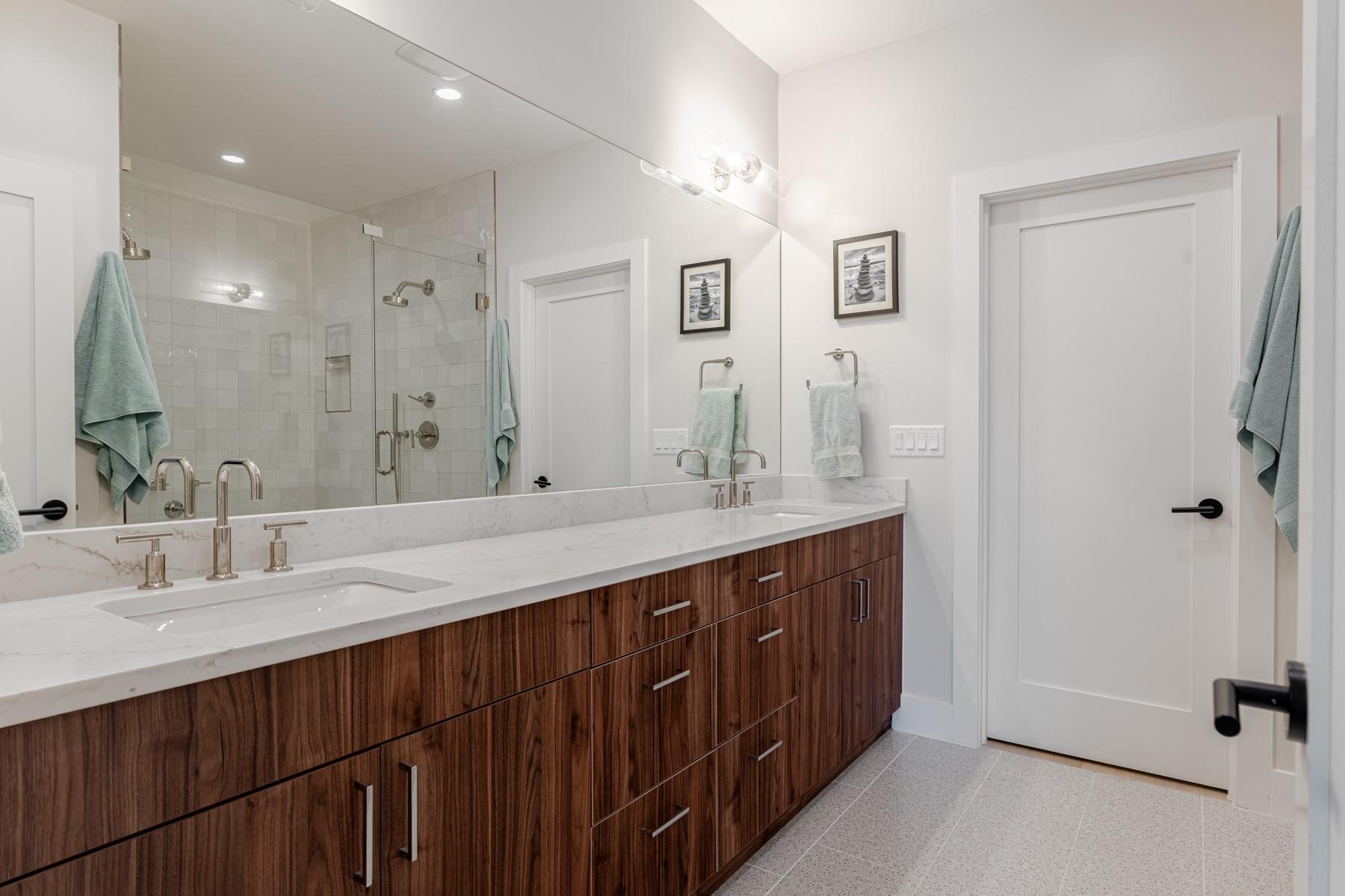 1405 Singleton Ave, Austin, TX 78702