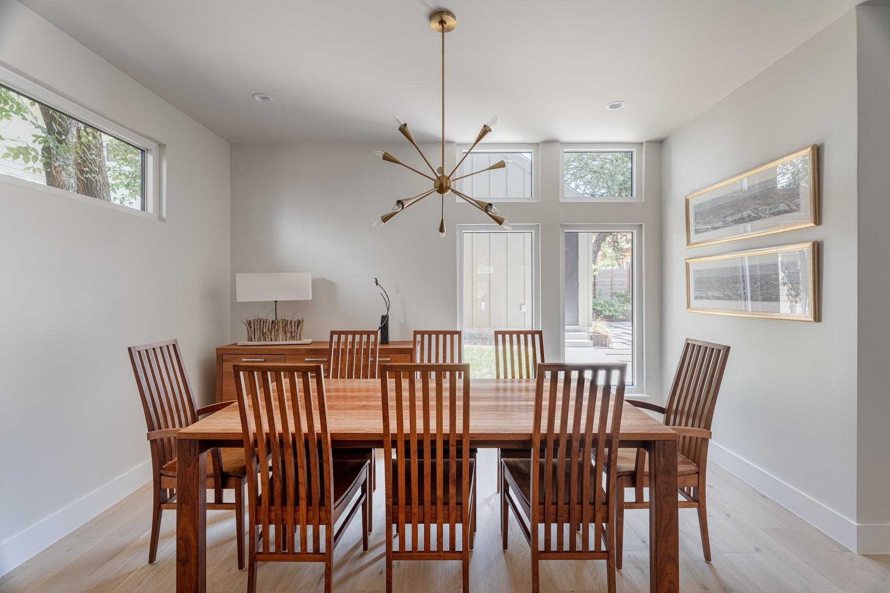 1405 Singleton Ave, Austin, TX 78702