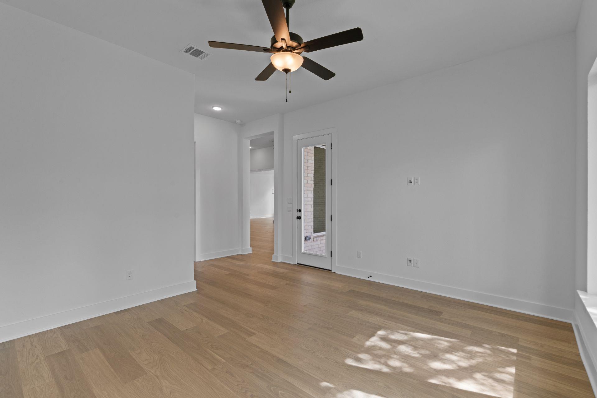 194 Wood Thrush Run, Kyle, TX 78640