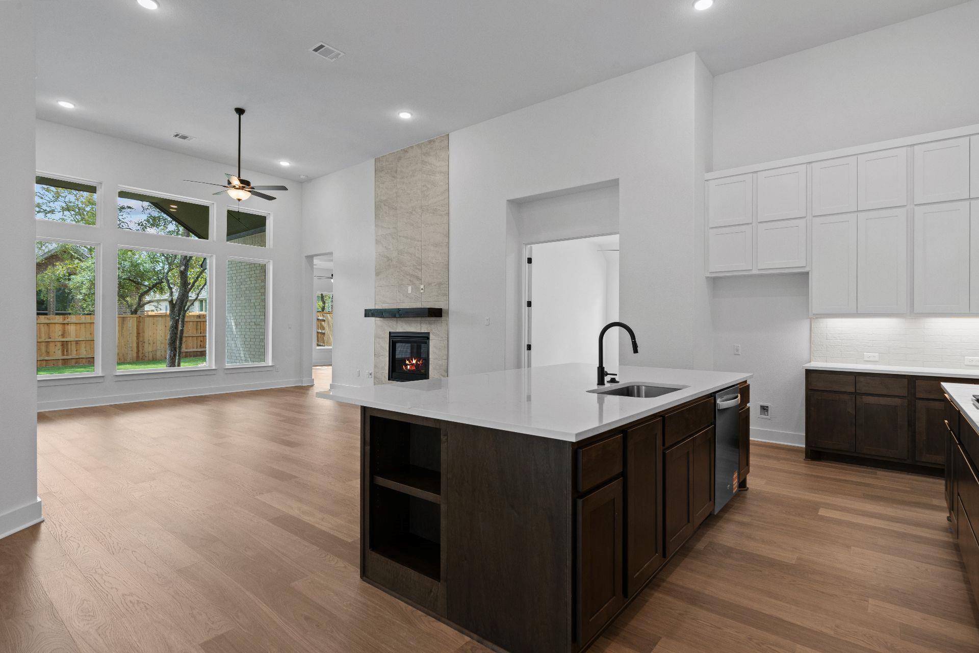 194 Wood Thrush Run, Kyle, TX 78640