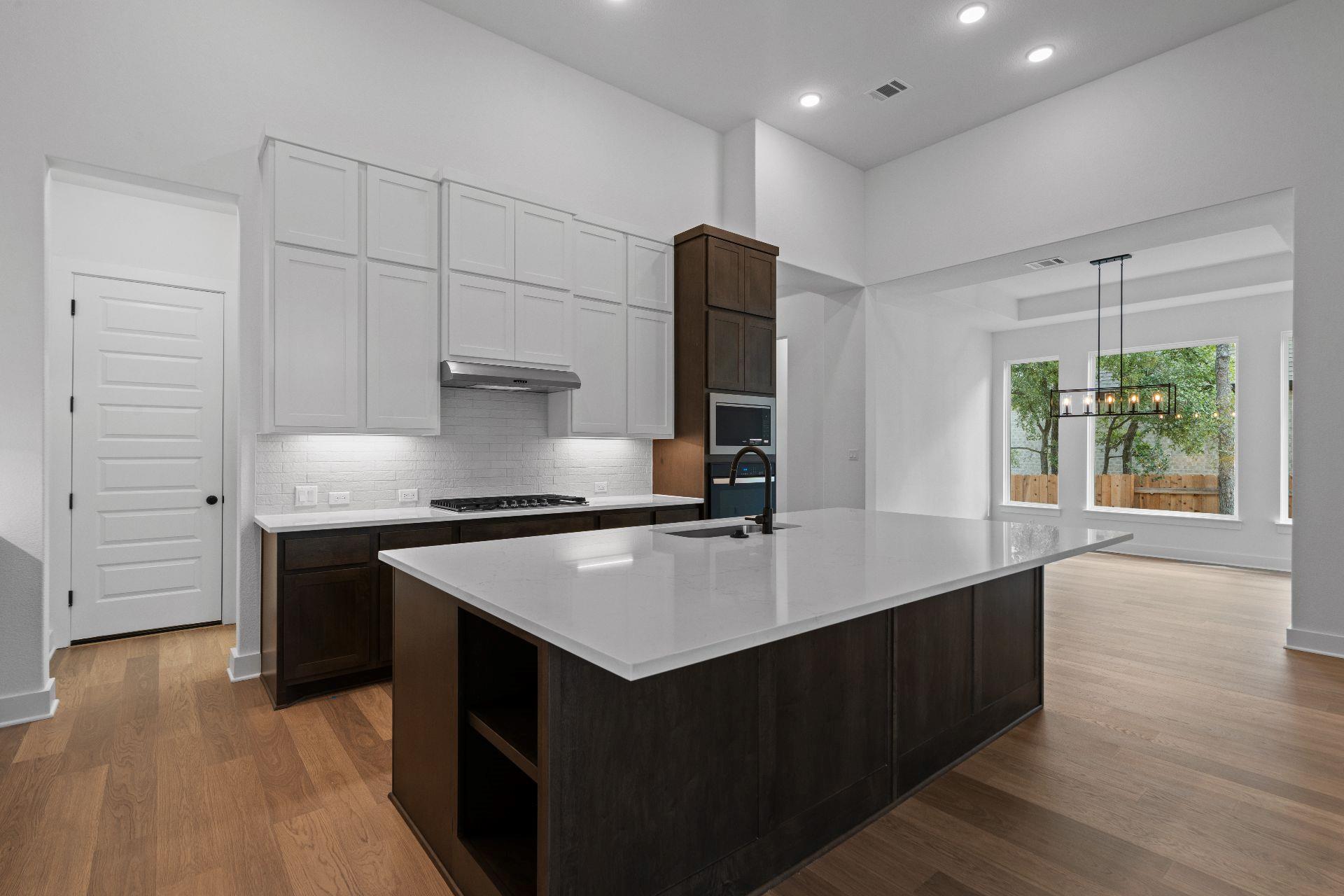 194 Wood Thrush Run, Kyle, TX 78640