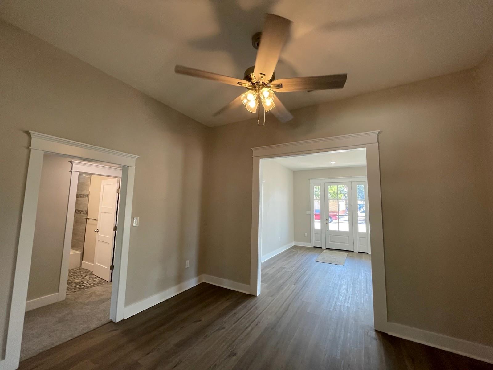 201 E 6th St, Lampasas, TX 76550