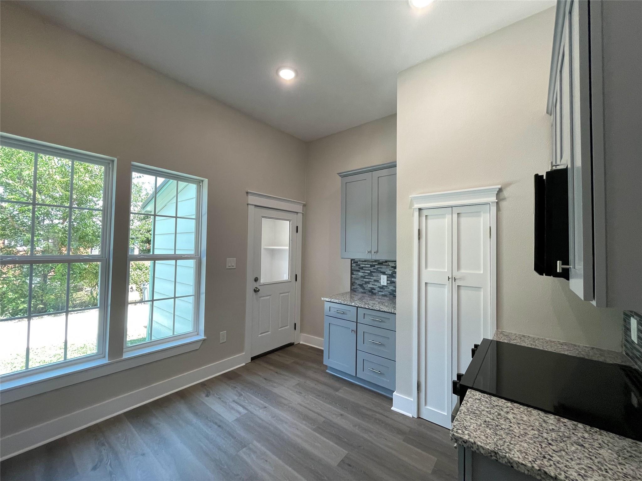 201 E 6th St, Lampasas, TX 76550