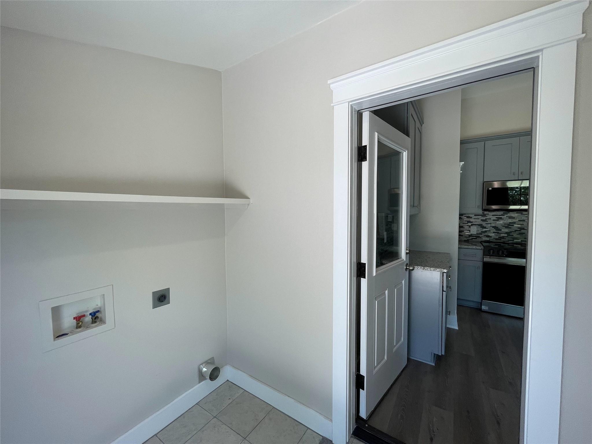 201 E 6th St, Lampasas, TX 76550