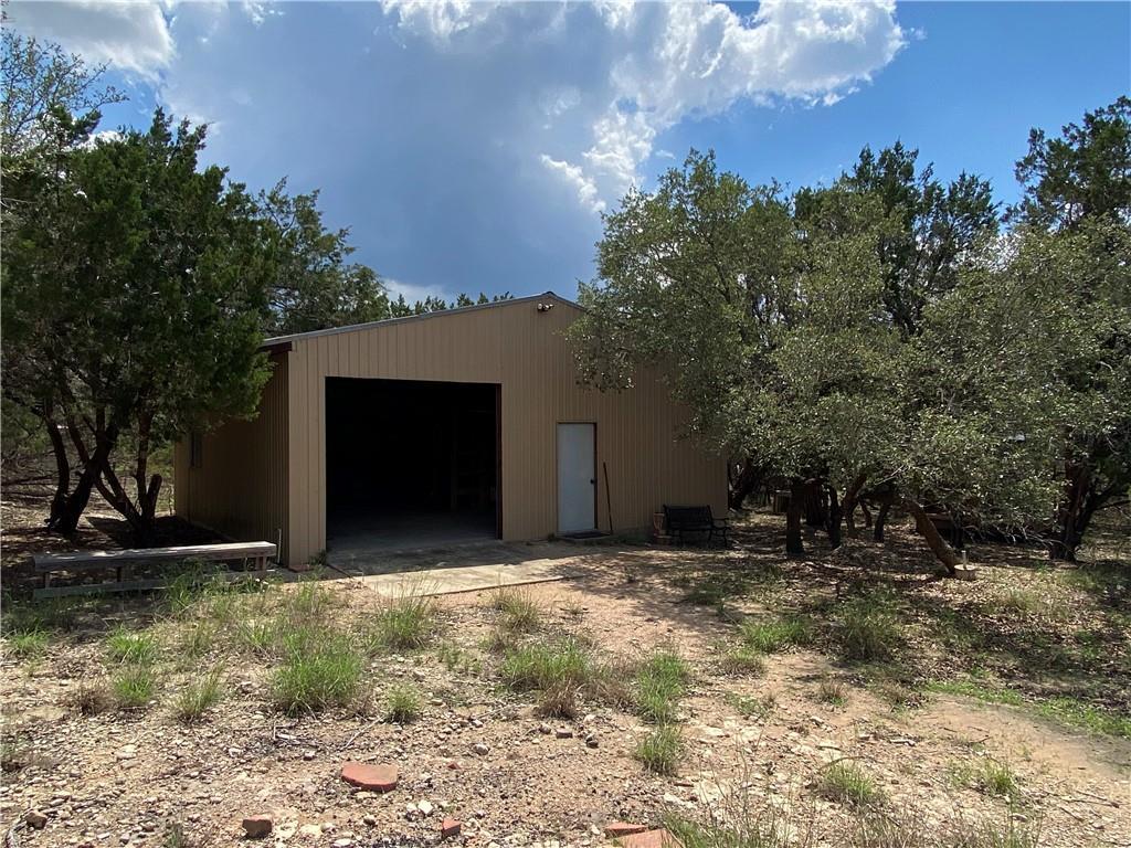 33400 Brooks Ranch Rd, Austin, TX 78620