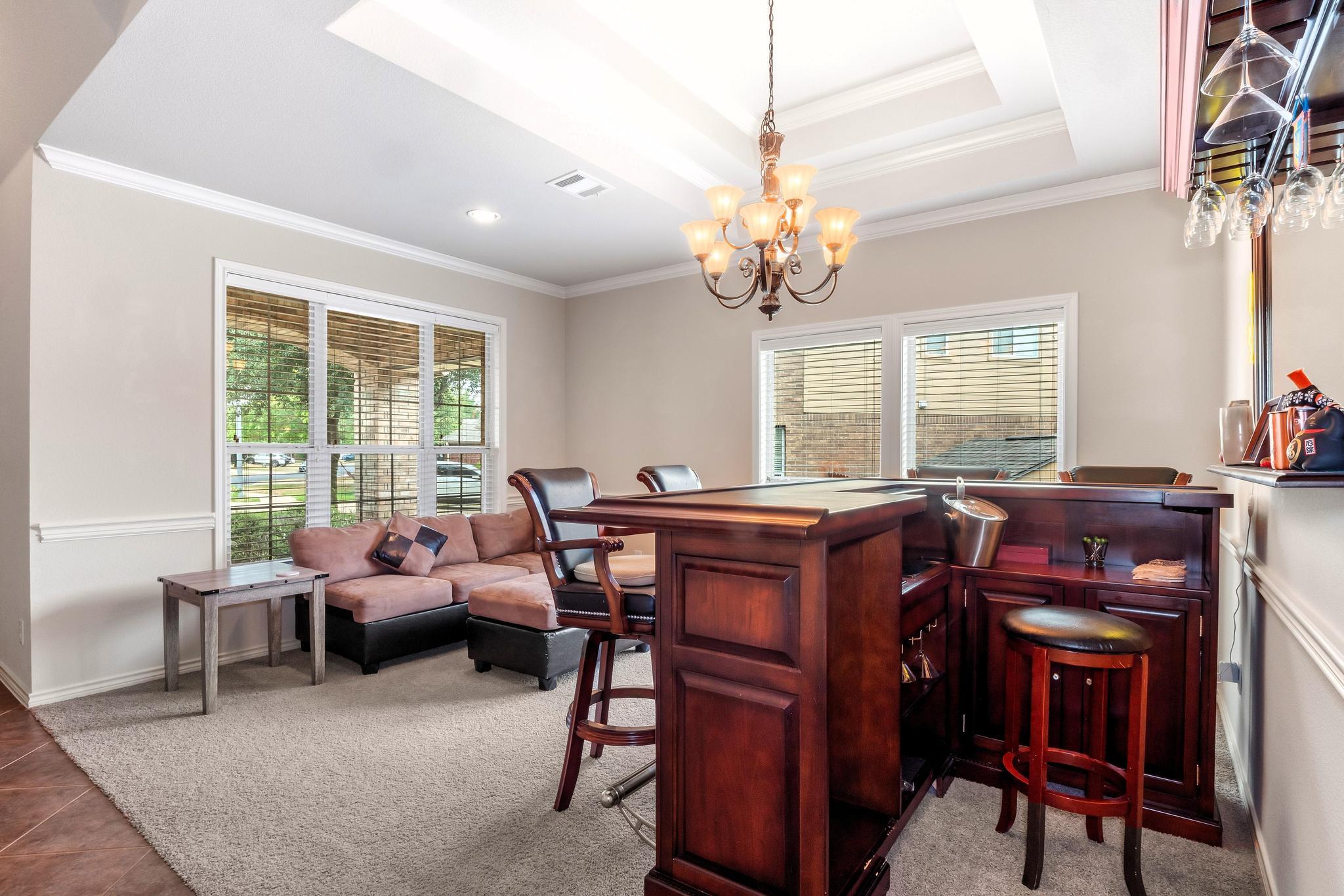 722 Tom Kite Dr, Round Rock, TX 78664