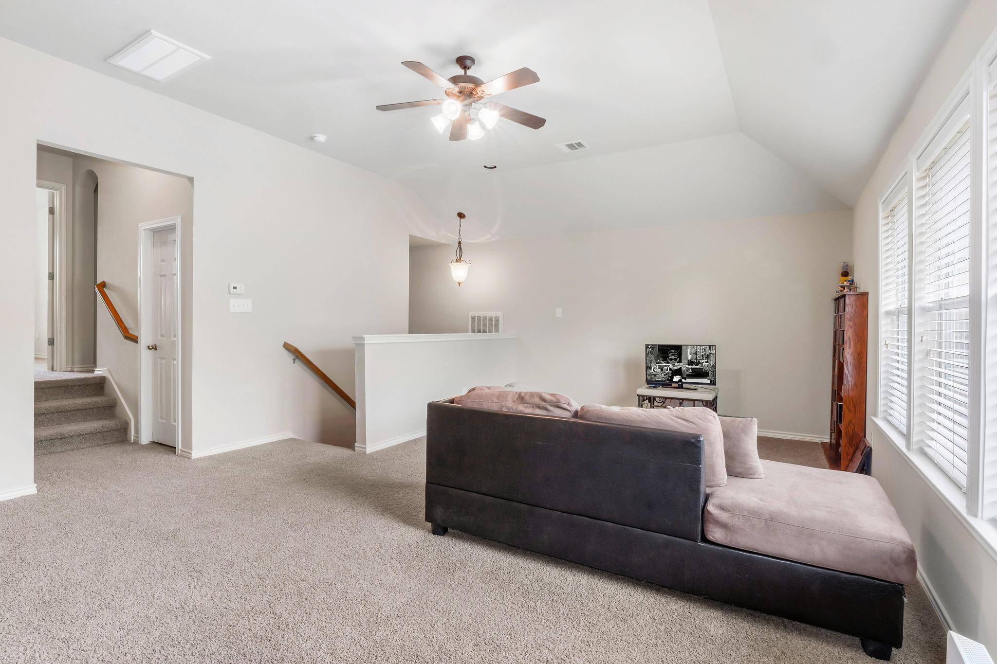 722 Tom Kite Dr, Round Rock, TX 78664