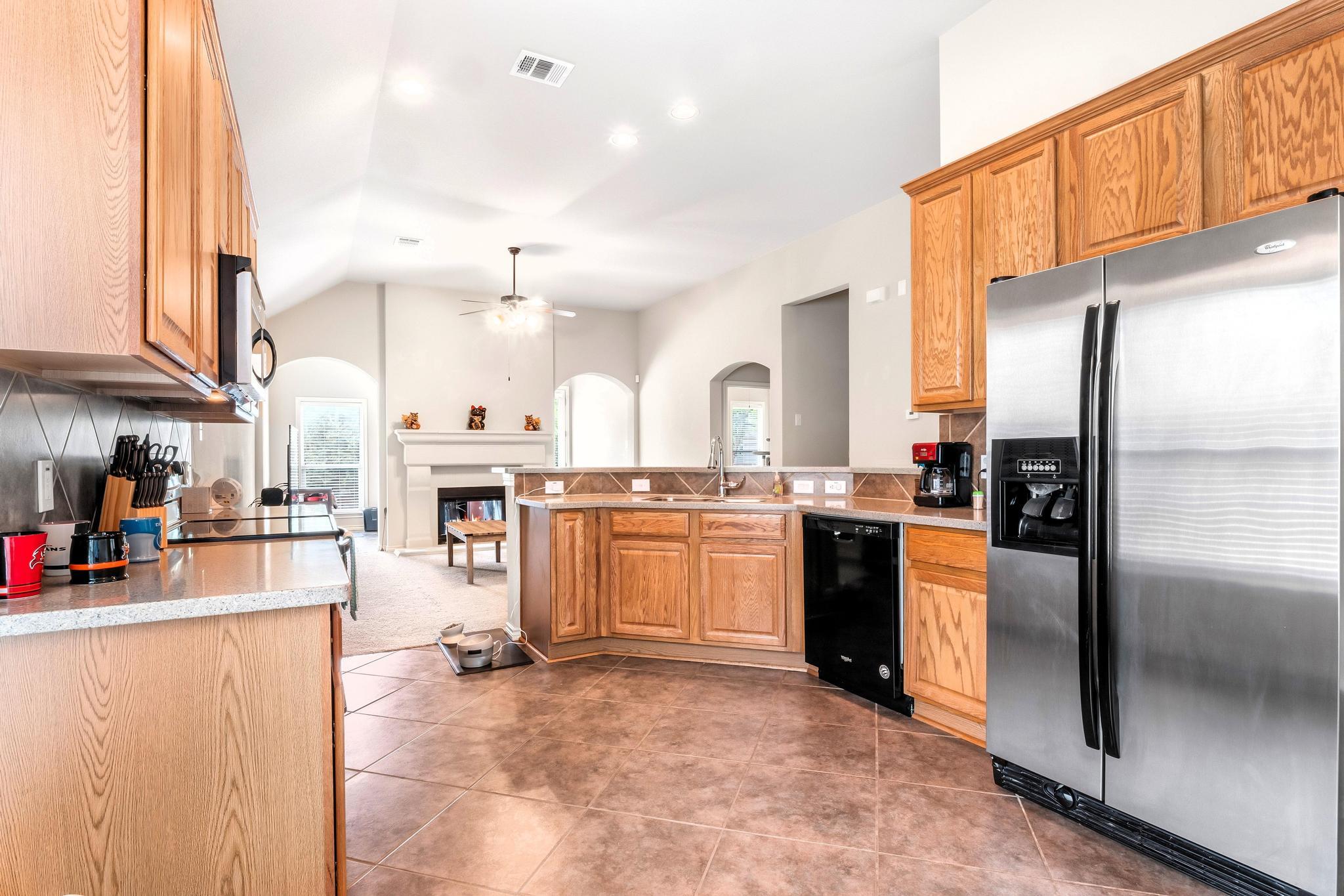 722 Tom Kite Dr, Round Rock, TX 78664