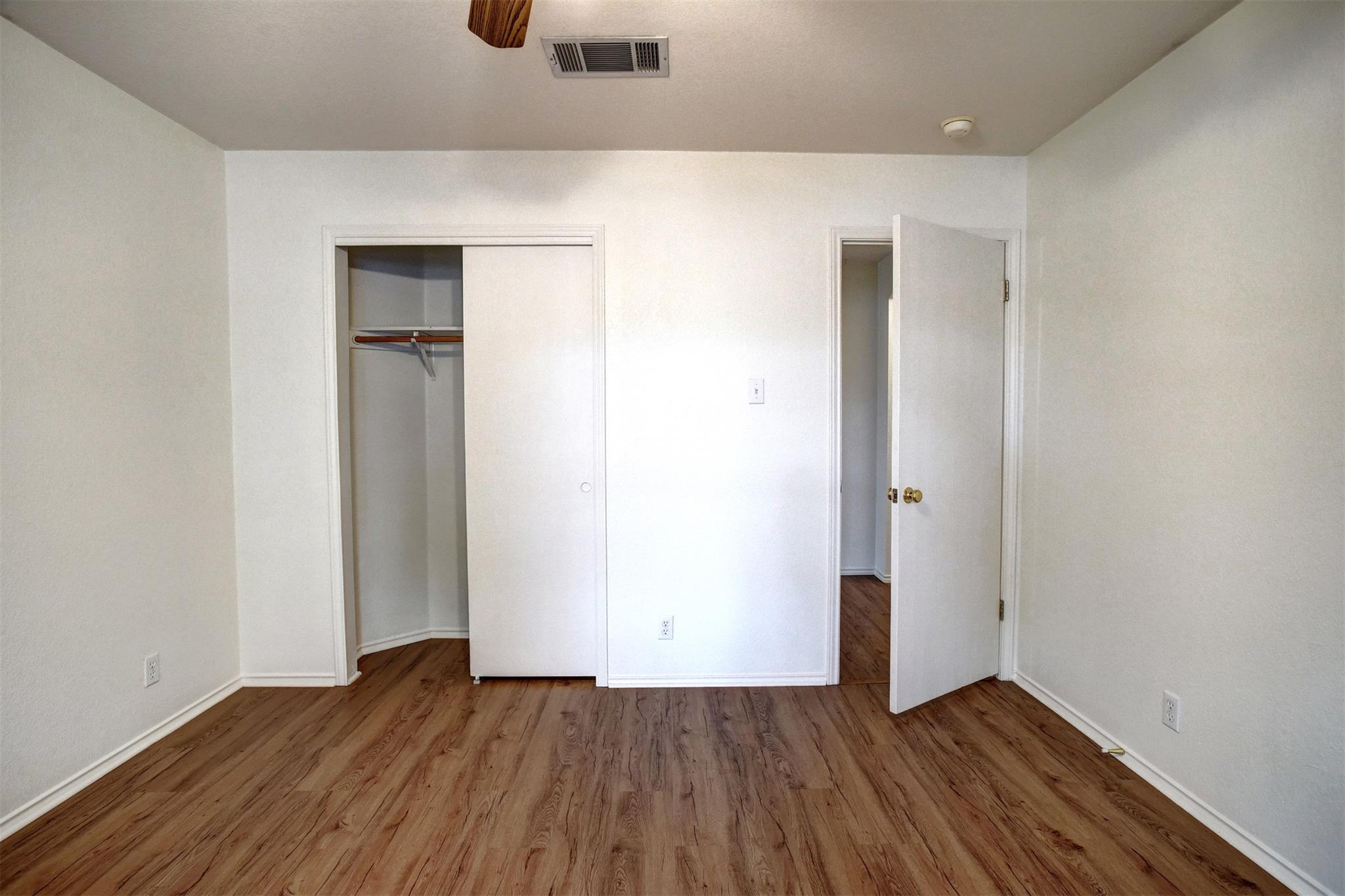 211 Bryant Dr, Bastrop, TX 78602