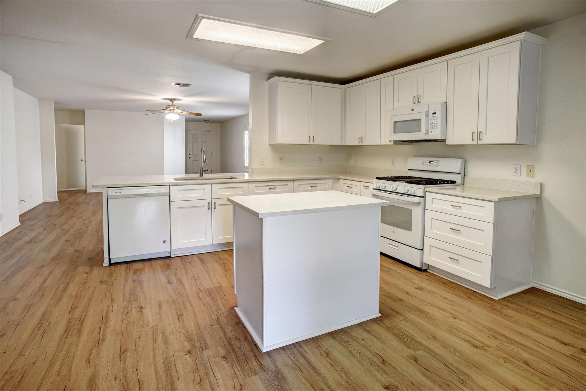 211 Bryant Dr, Bastrop, TX 78602