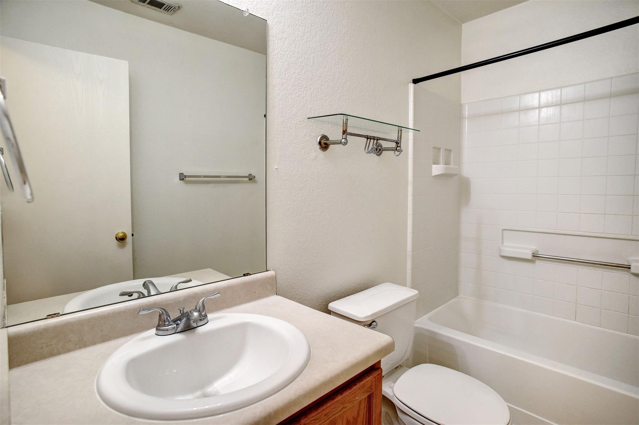 211 Bryant Dr, Bastrop, TX 78602