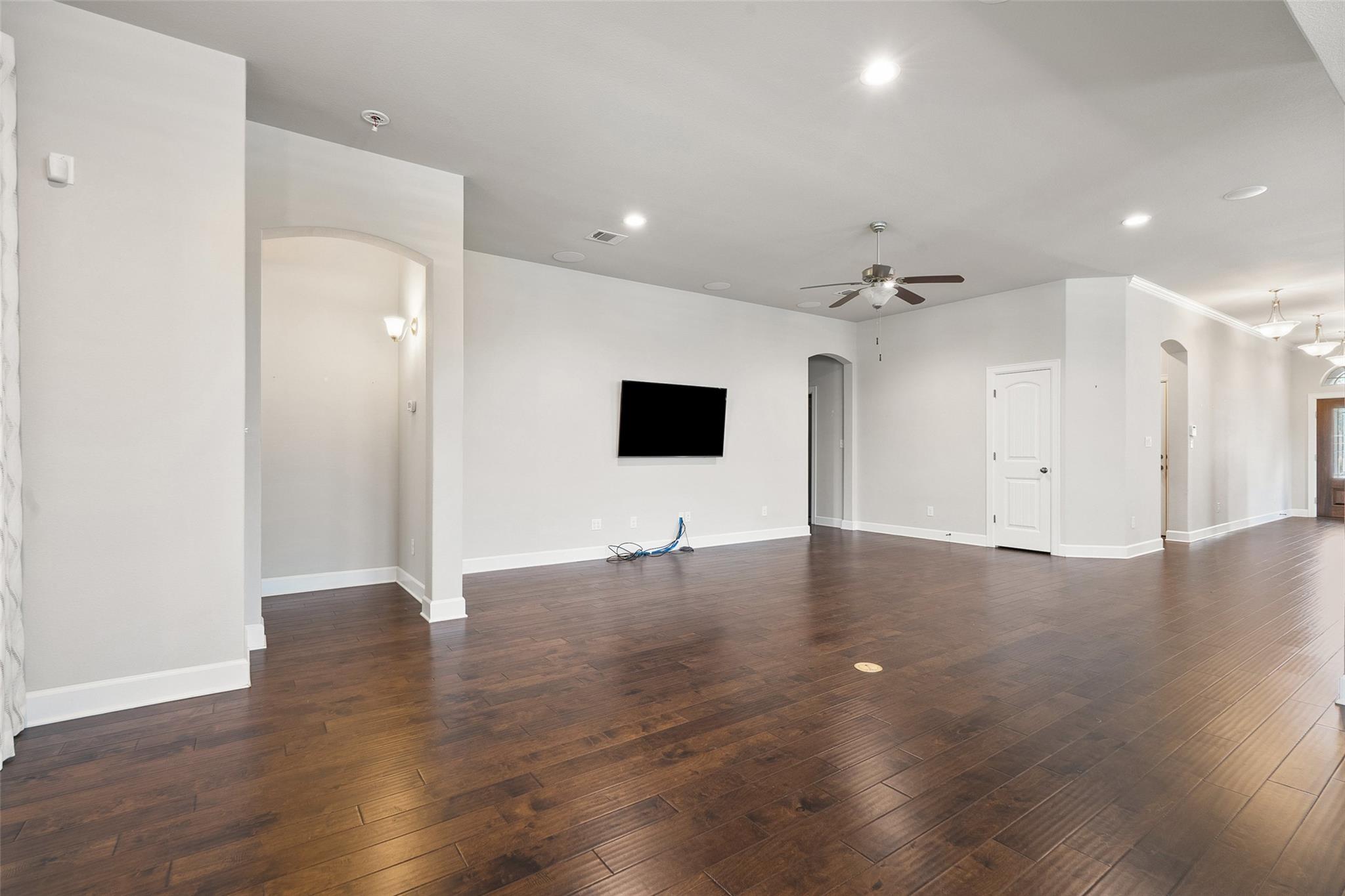 103 Lockhart Loop, Georgetown, TX 78628