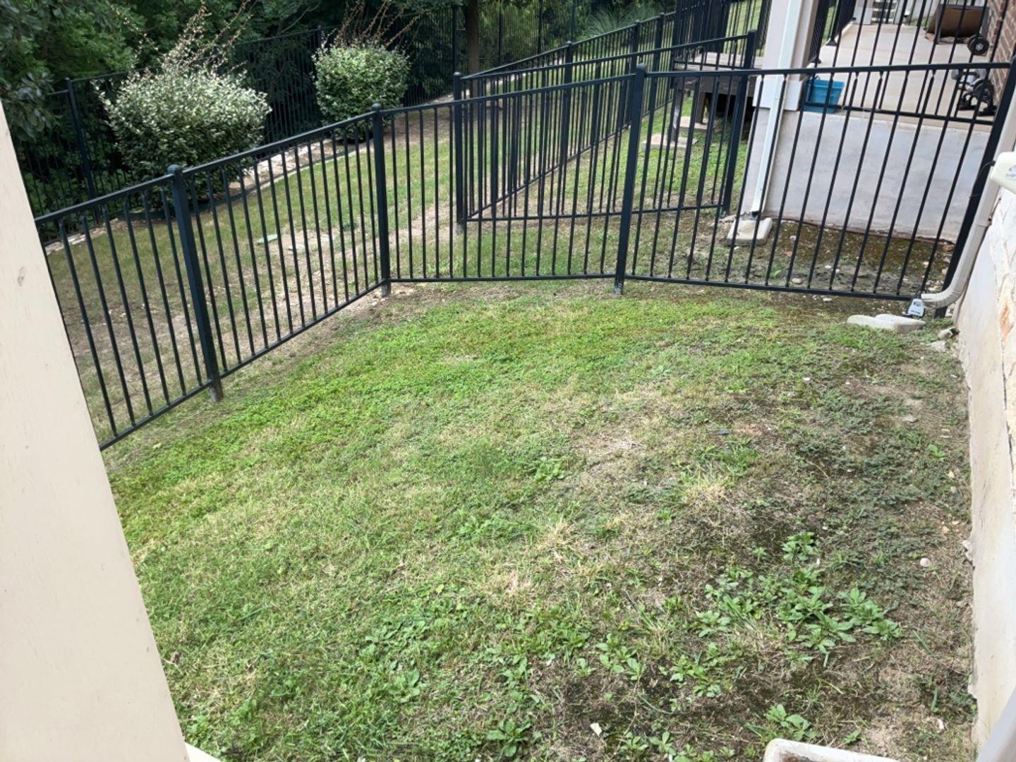 2105 Town Centre Dr # 28, Round Rock, TX 78664