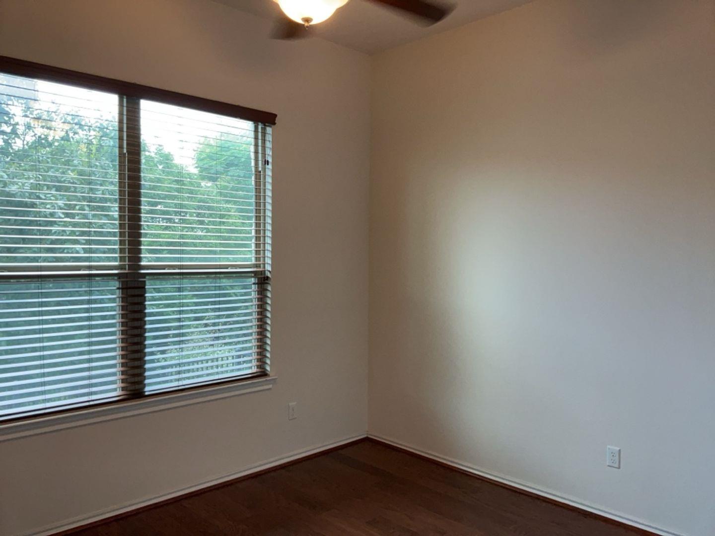 2105 Town Centre Dr # 28, Round Rock, TX 78664