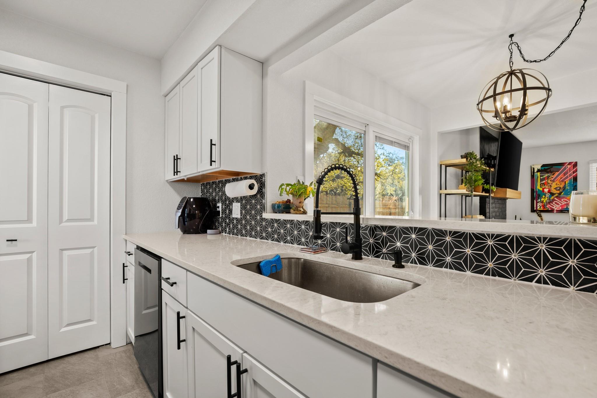 7001 Woodhue Dr # A, Austin, TX 78745