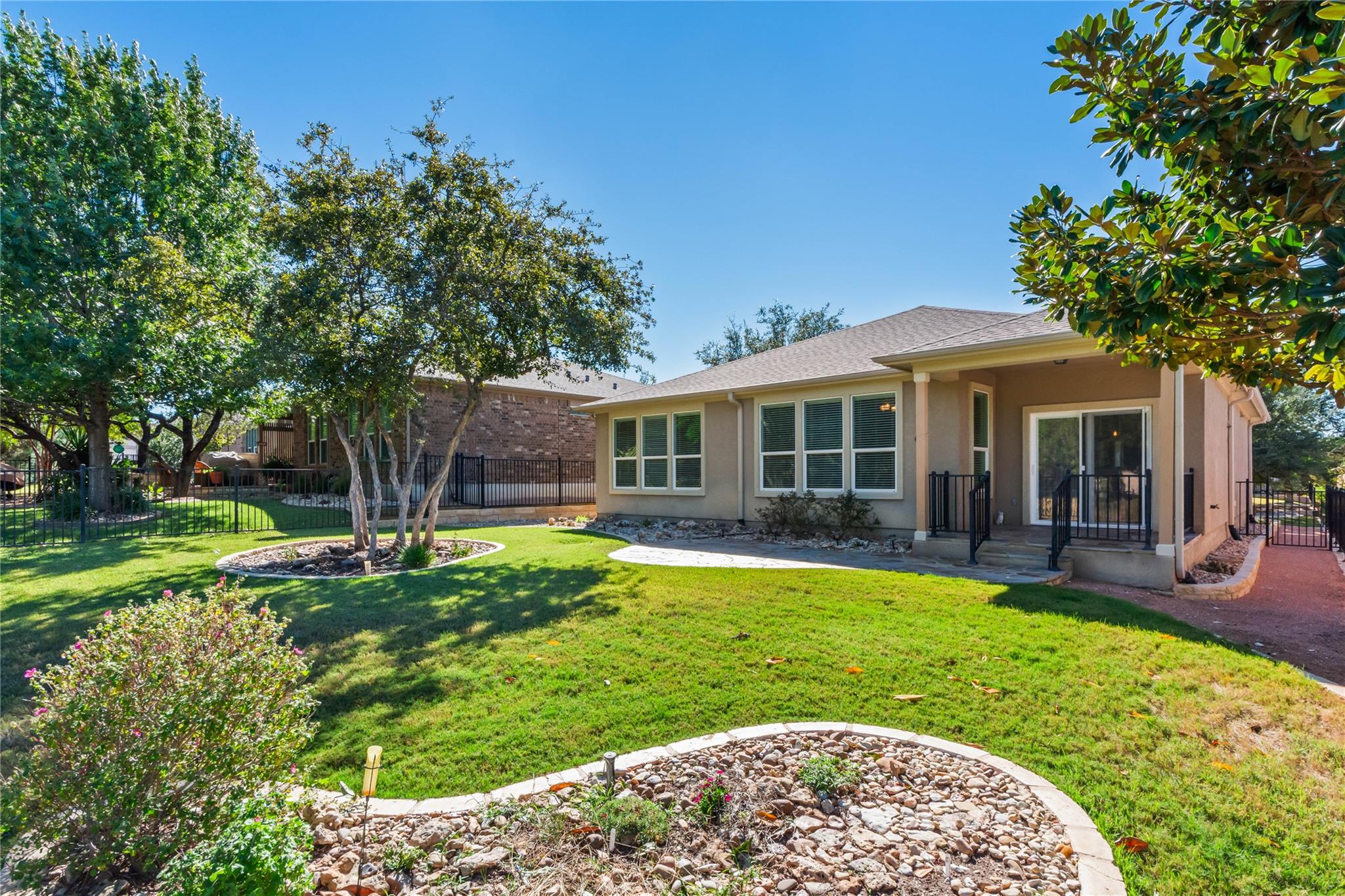 106 Trinity Ln, Georgetown, TX 78633