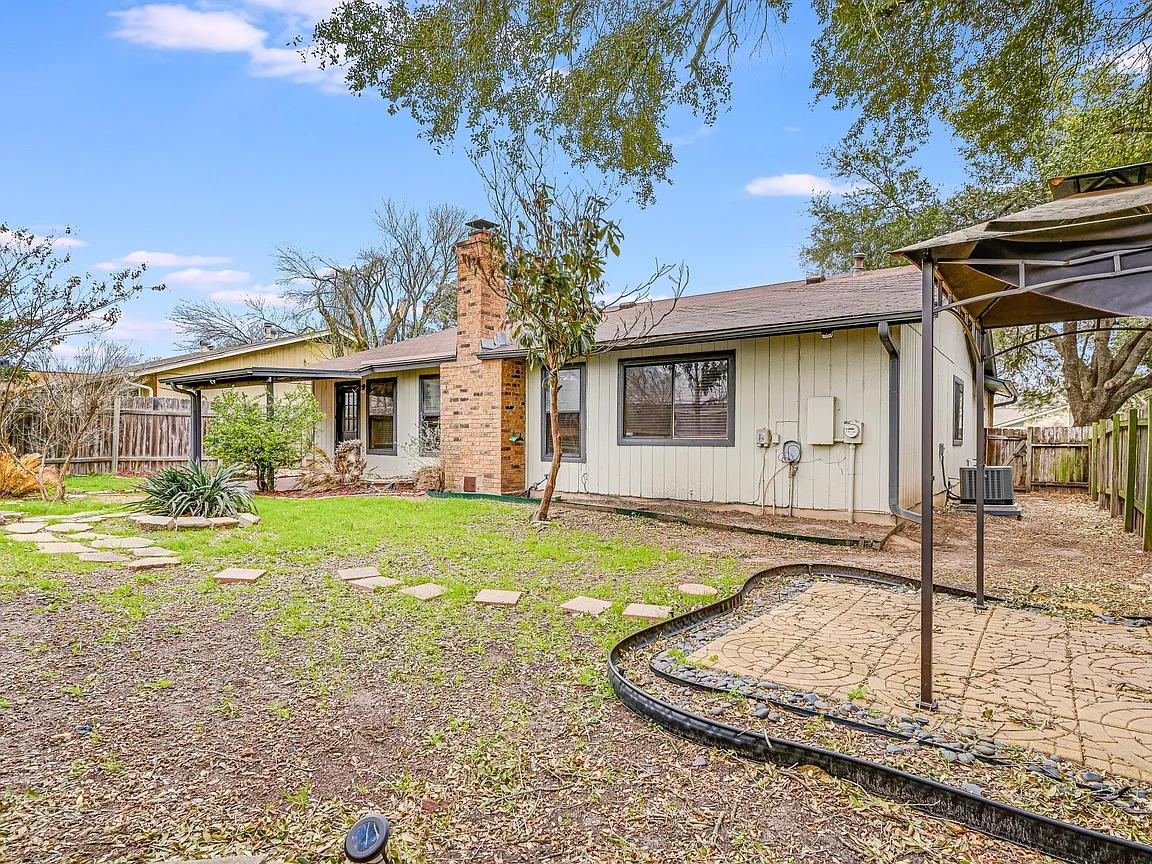 10406 Macmora Rd, Austin, TX 78758