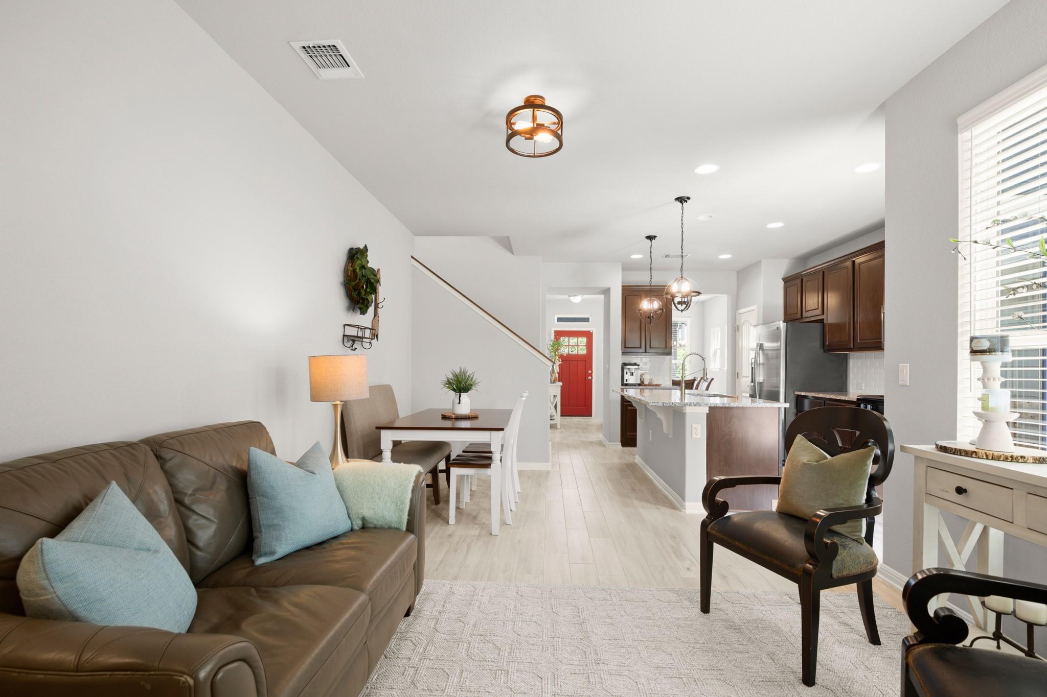 5705 Baythorne Dr, Austin, TX 78747