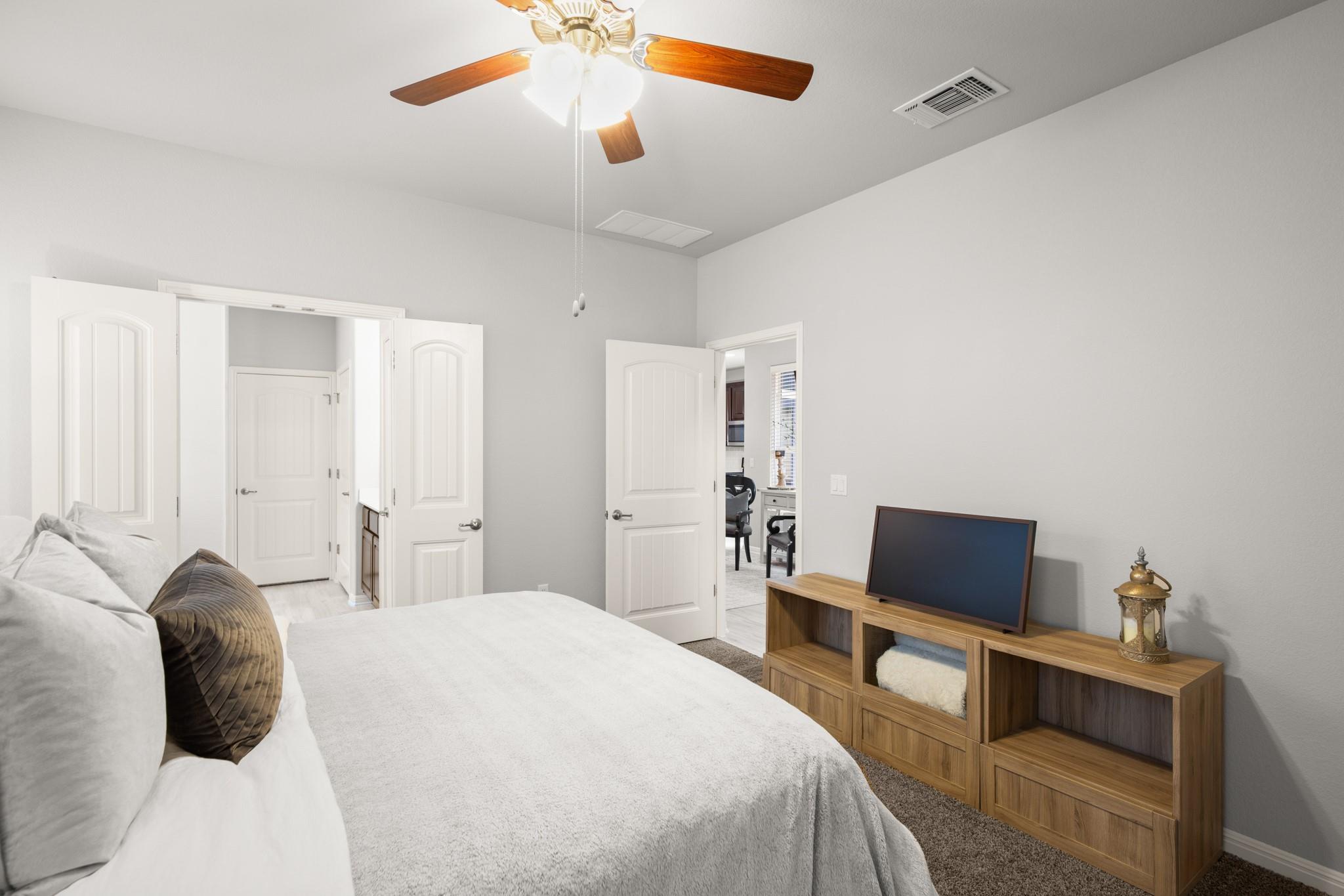 5705 Baythorne Dr, Austin, TX 78747