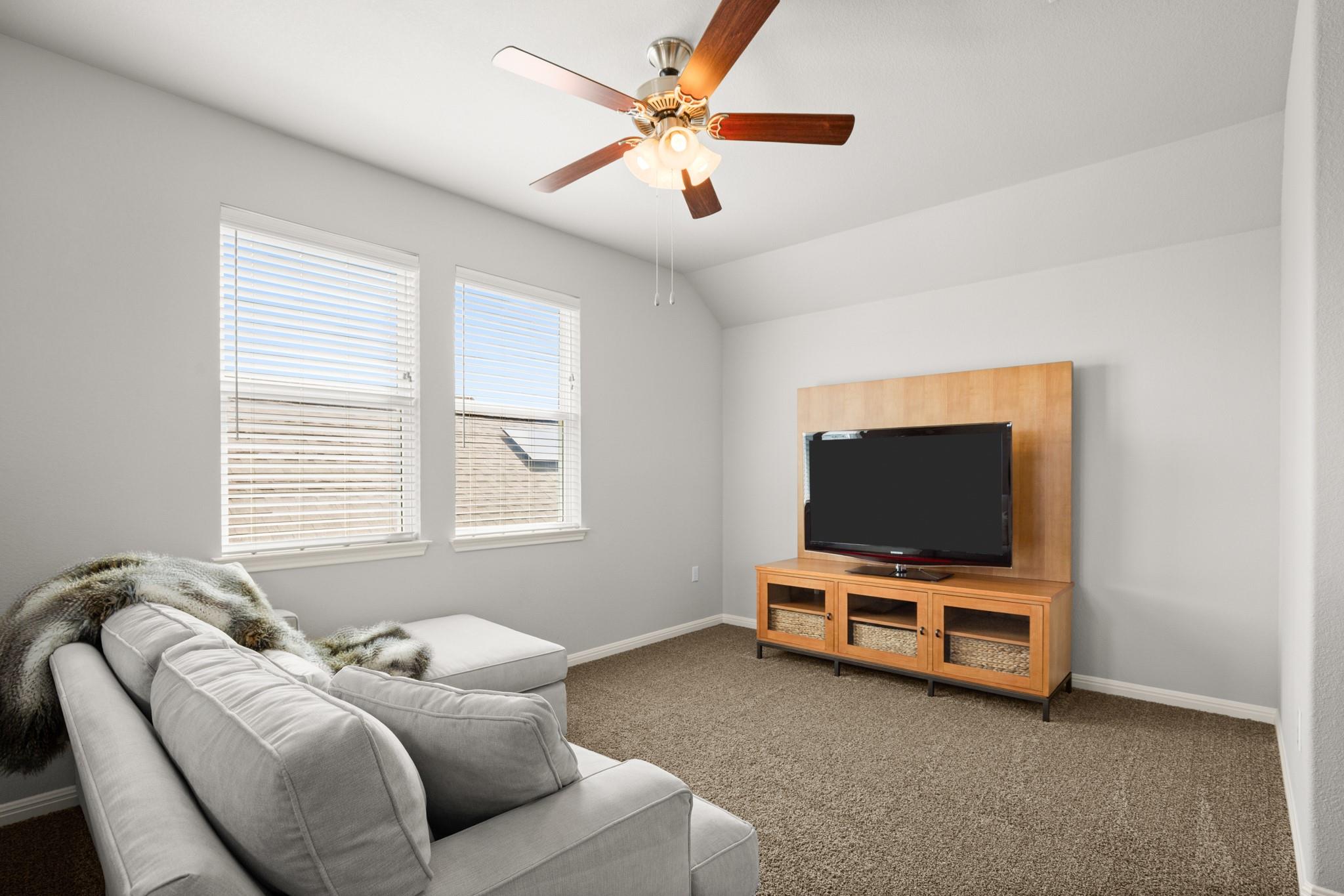 5705 Baythorne Dr, Austin, TX 78747