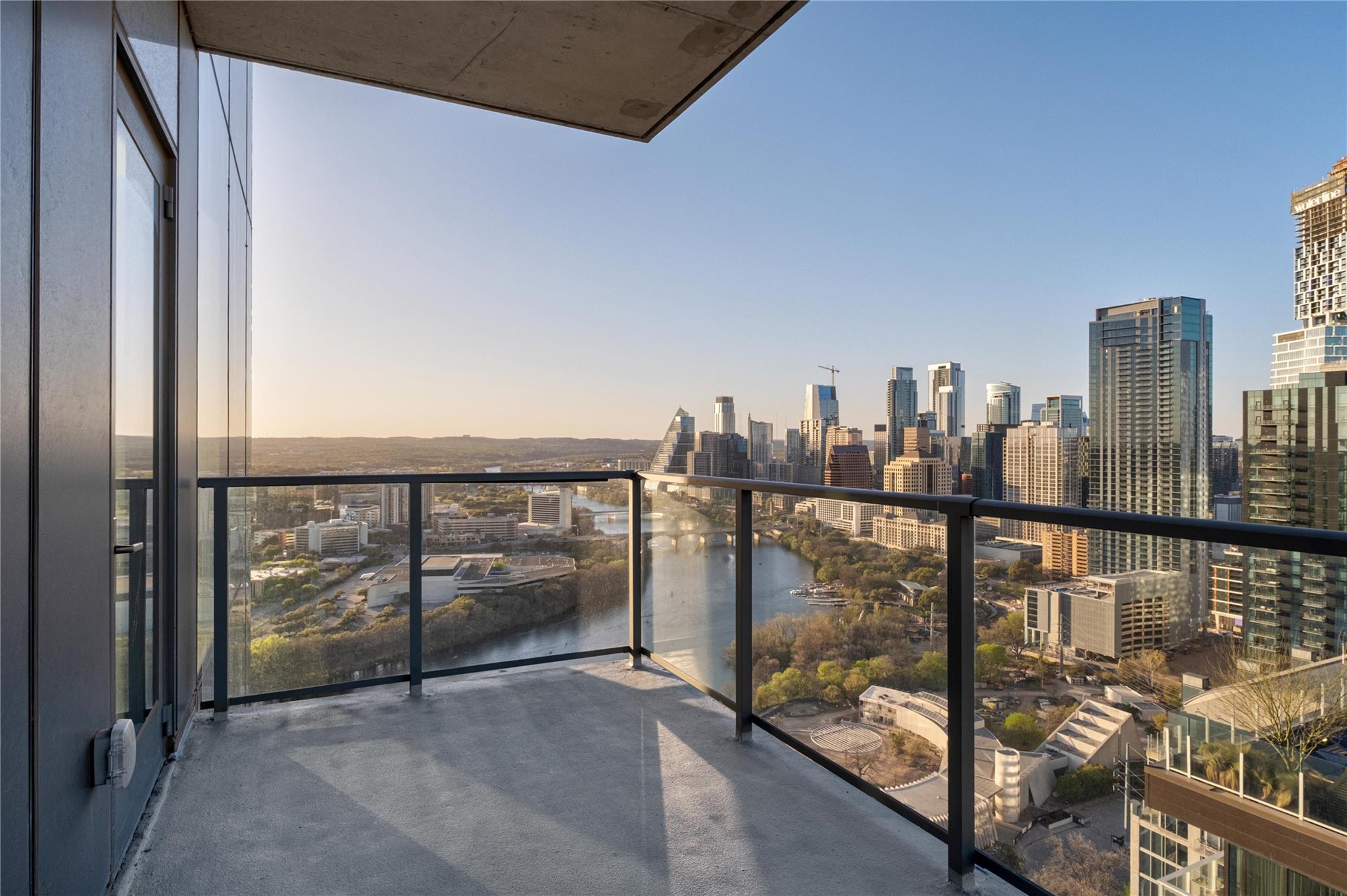 44 East Ave # 3203, Austin, TX 78701