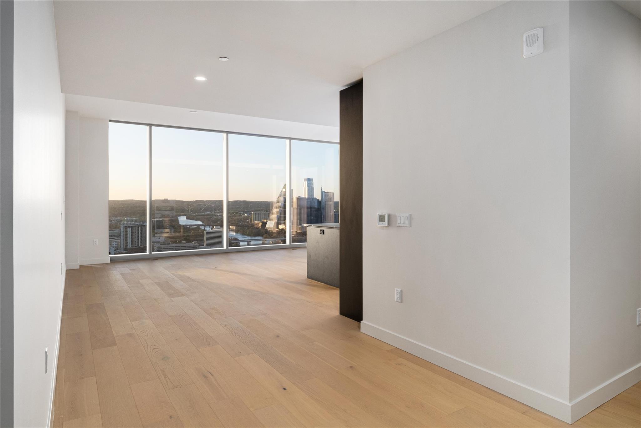 44 East Ave # 3203, Austin, TX 78701