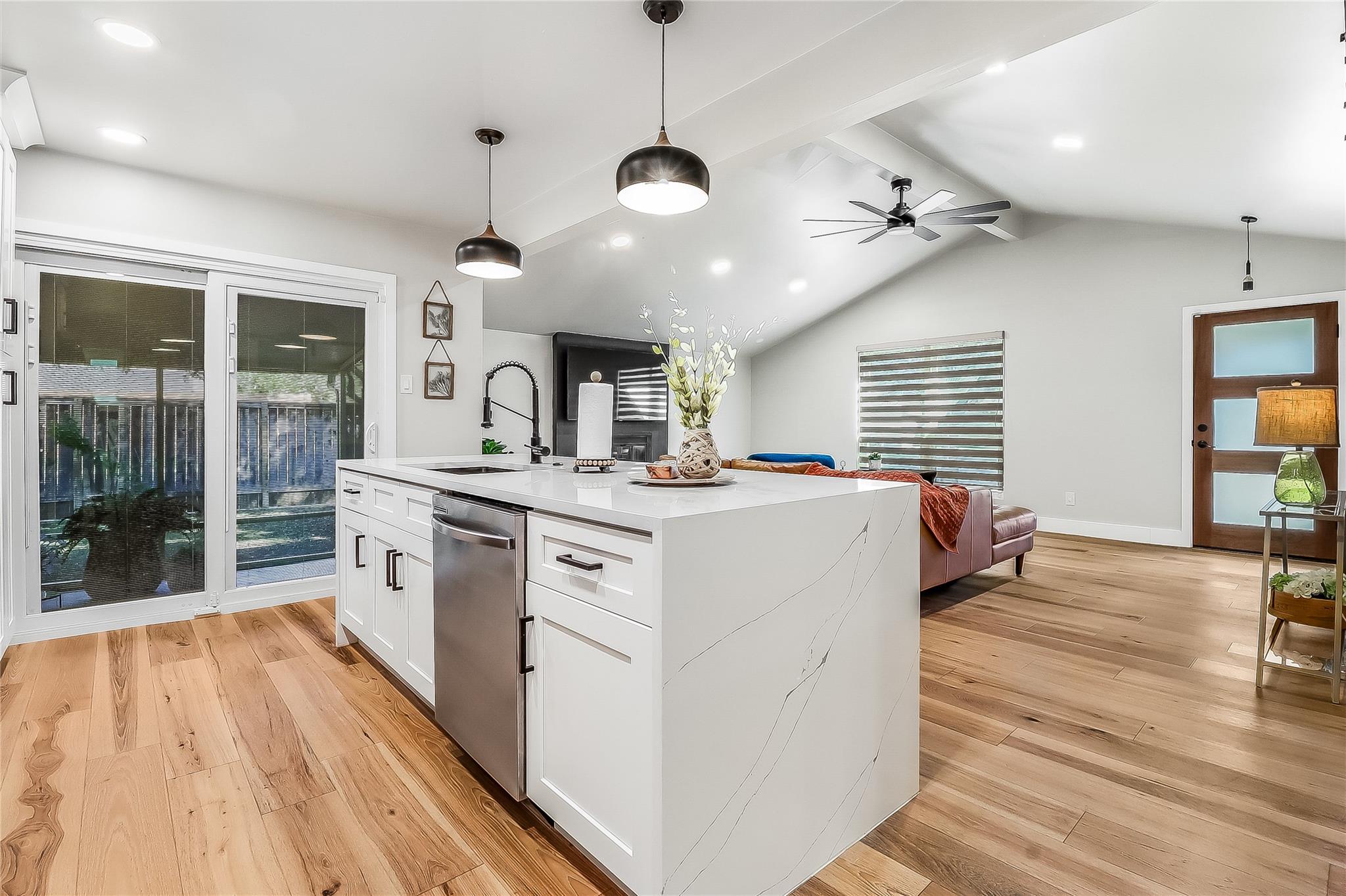 7717 Croftwood Dr, Austin, TX 78749