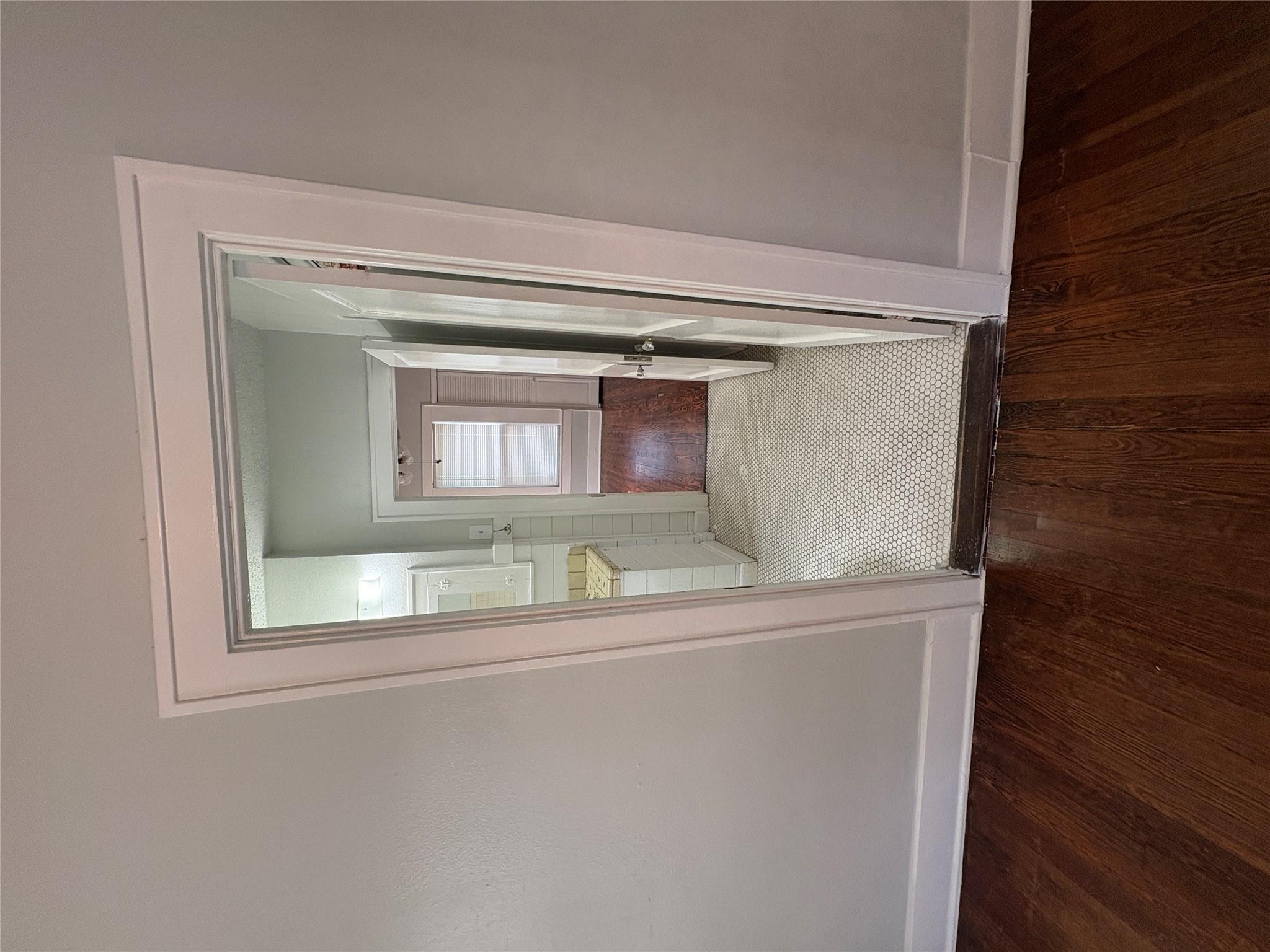 915 W 29th St, Austin, TX 78705