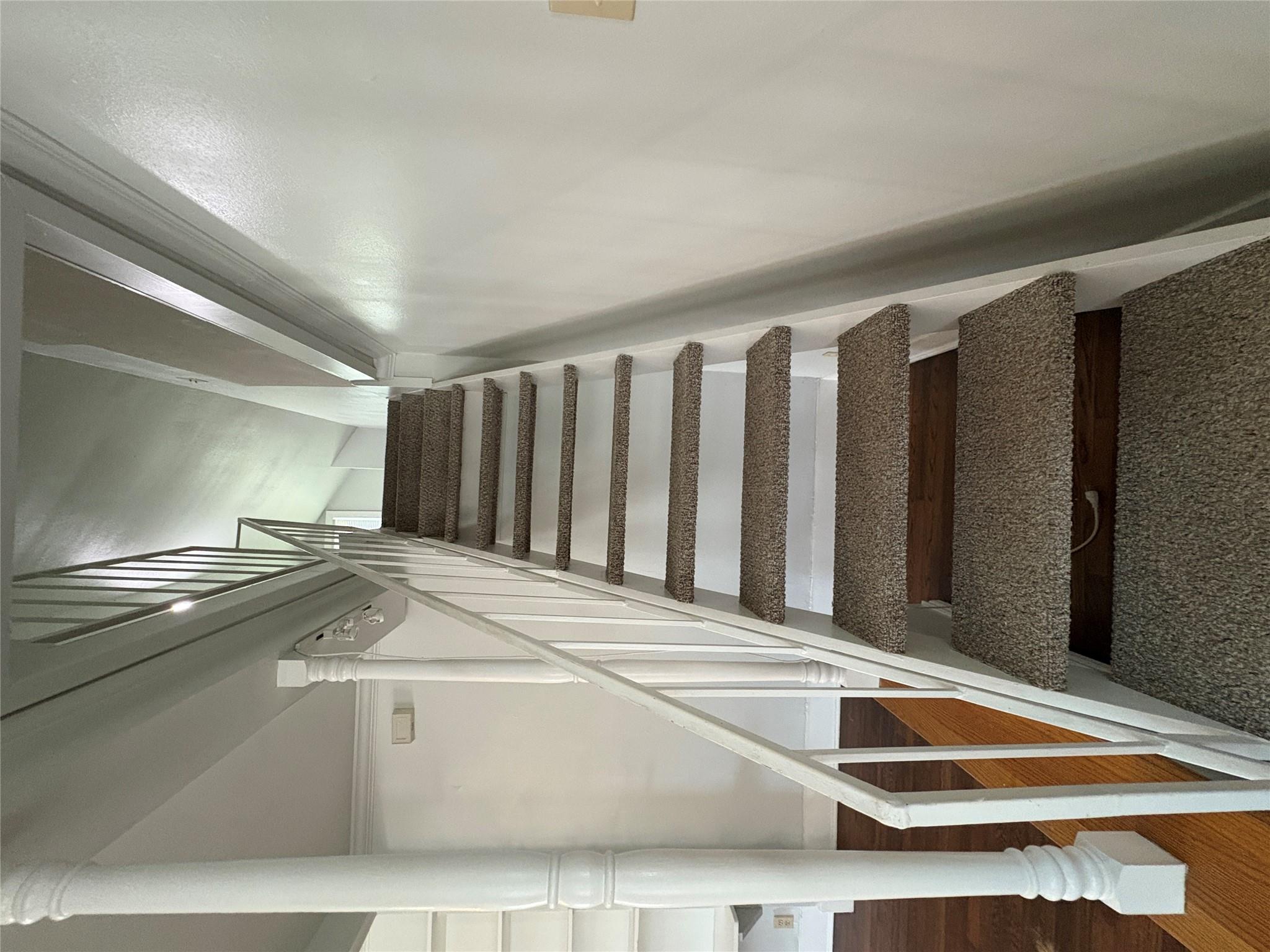 915 W 29th St, Austin, TX 78705