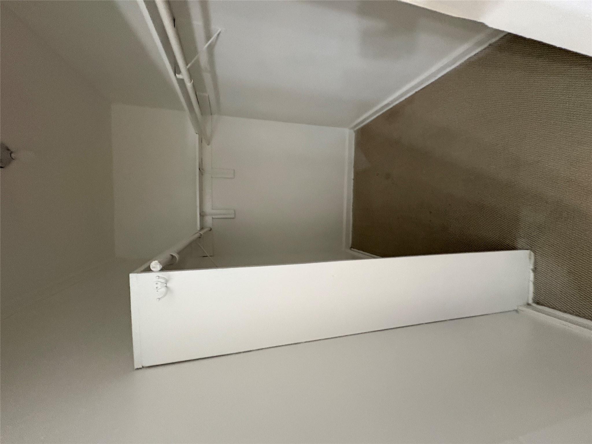 915 W 29th St, Austin, TX 78705