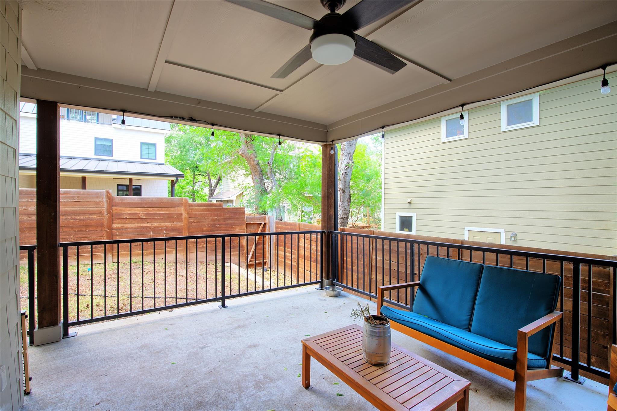 2205 Sl Davis Ave # 2, Austin, TX 78702