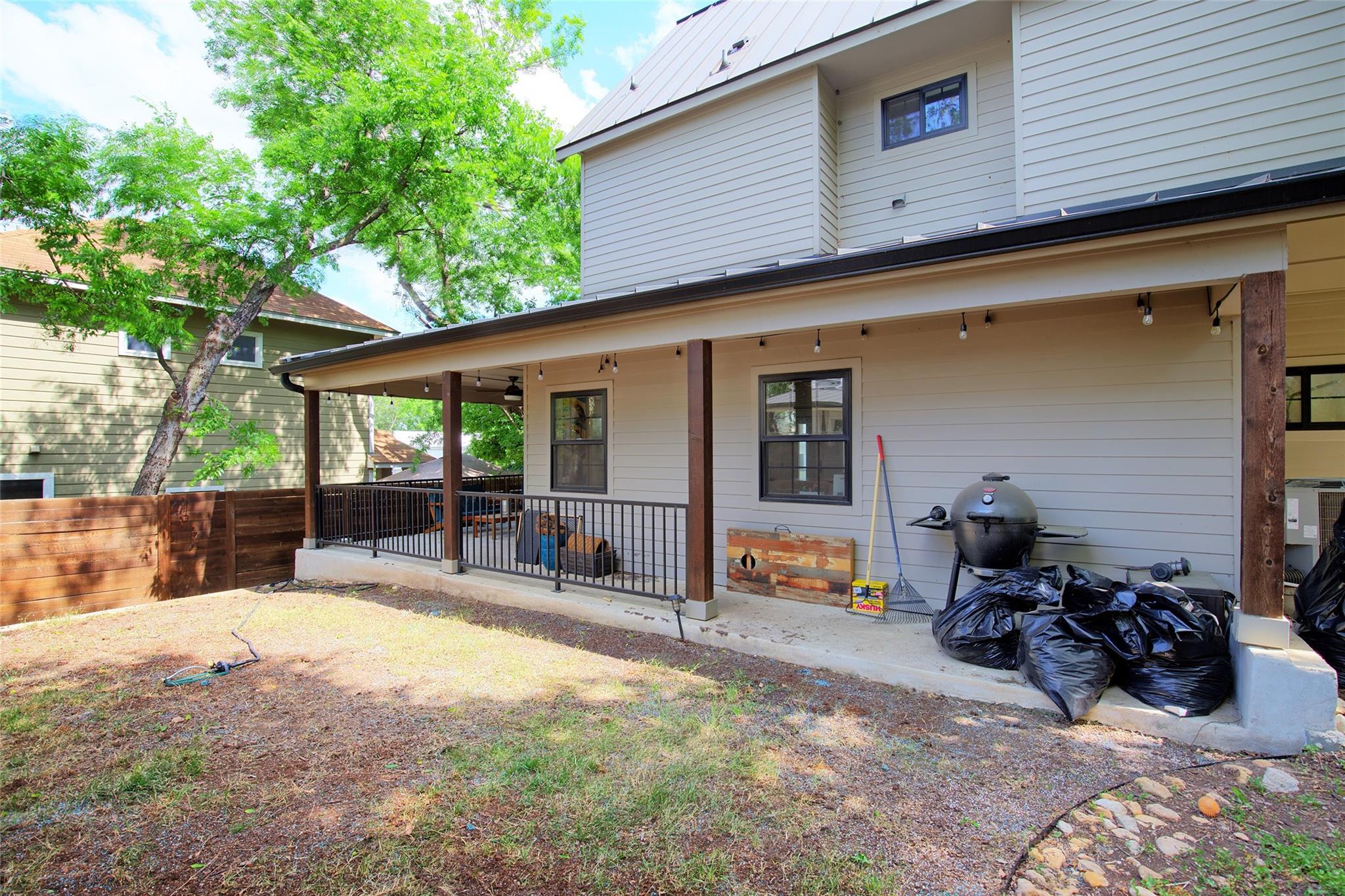2205 Sl Davis Ave # 2, Austin, TX 78702