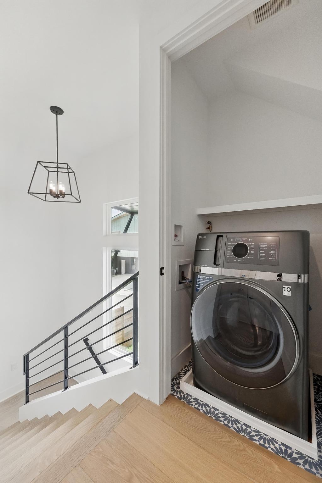 2105 SL Davis Ave. #2, Austin, TX 78702