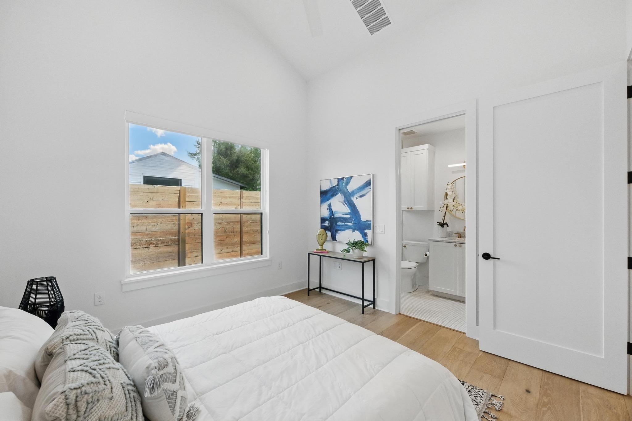 2105 SL Davis Ave. #2, Austin, TX 78702