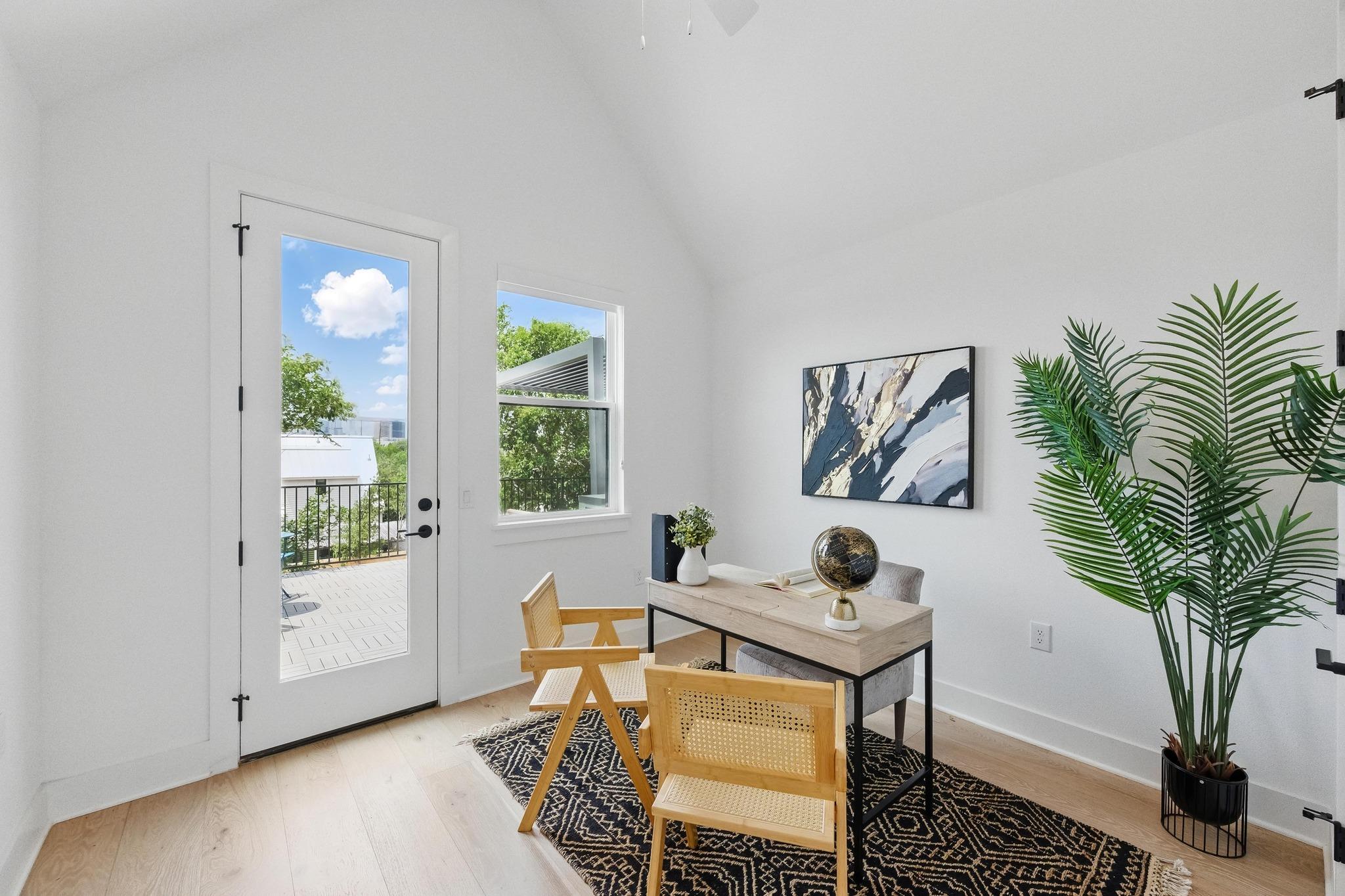 2105 SL Davis Ave. #2, Austin, TX 78702