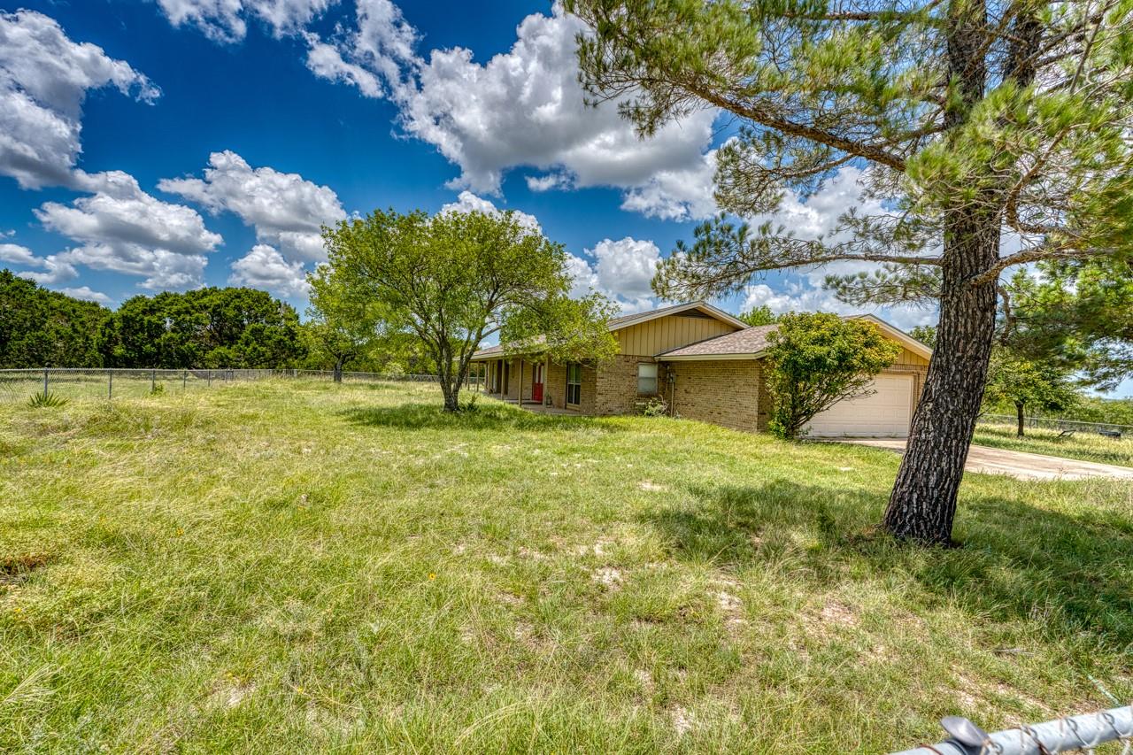 1705 County Road 111, Lampasas, TX 76550