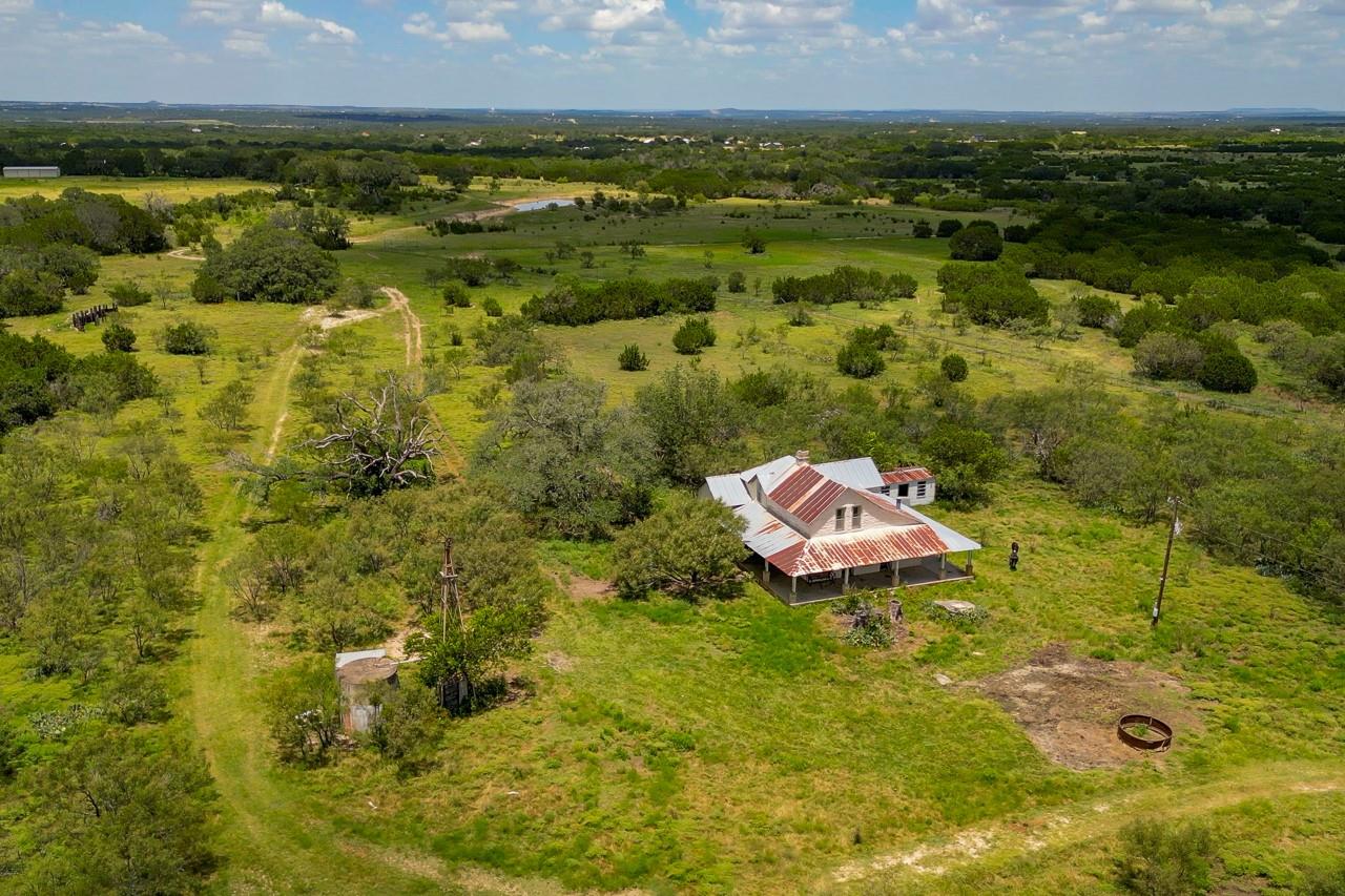 1705 County Road 111, Lampasas, TX 76550