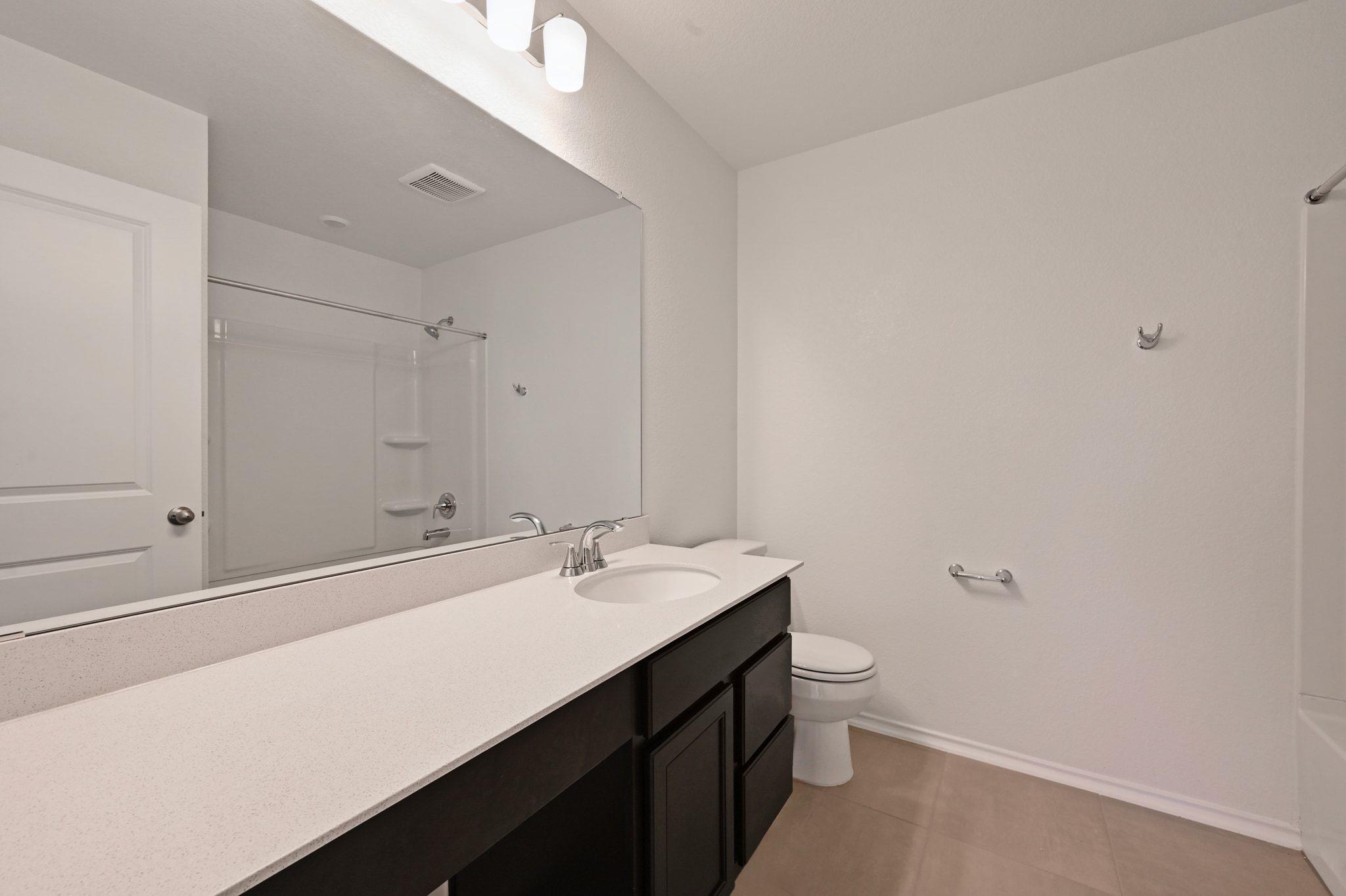 13329 Riversdale Rd, Del Valle, TX 78617