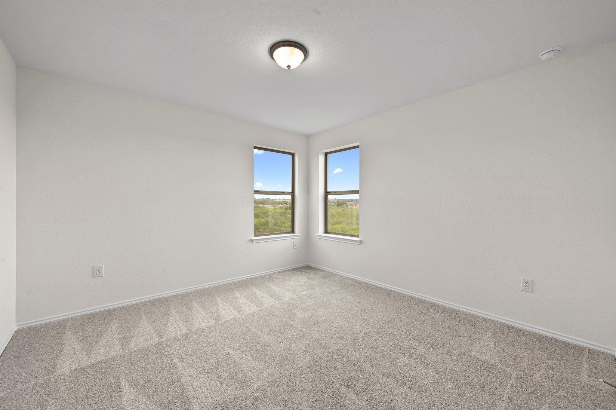 13329 Riversdale Rd, Del Valle, TX 78617