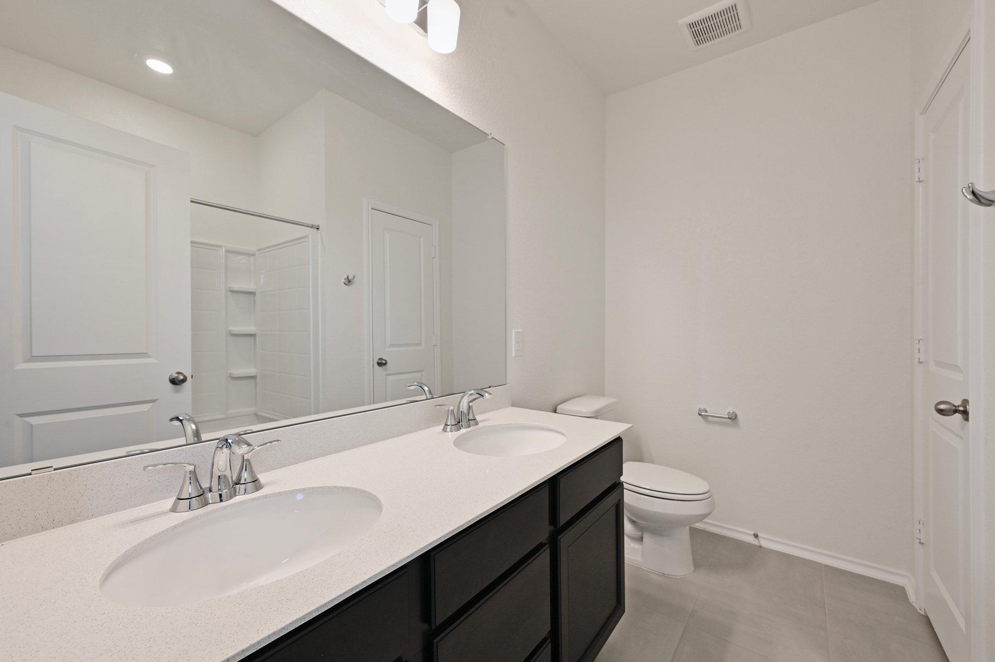 13329 Riversdale Rd, Del Valle, TX 78617